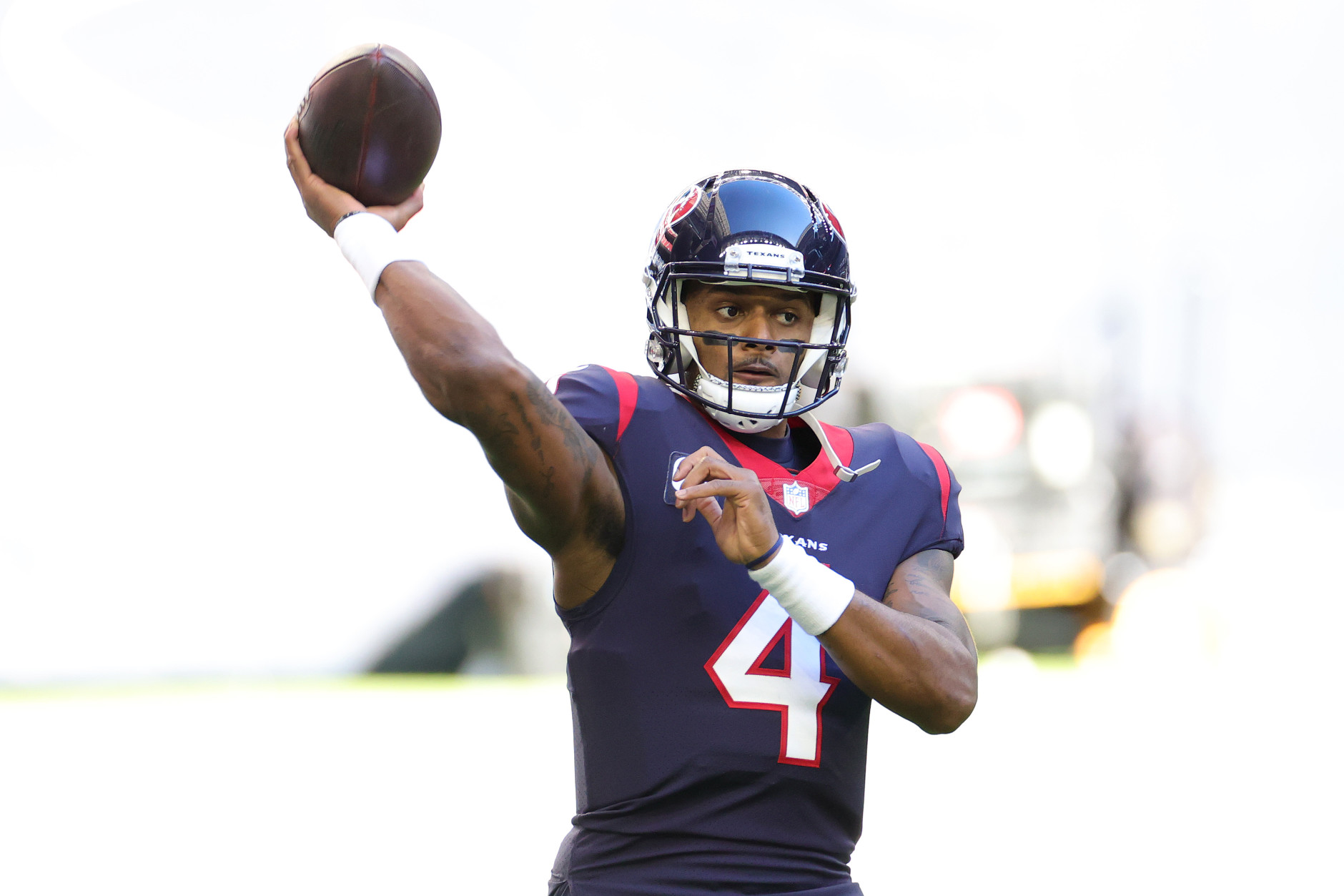 Deshaun Watson traded to Cleveland as Saints miss out on QB