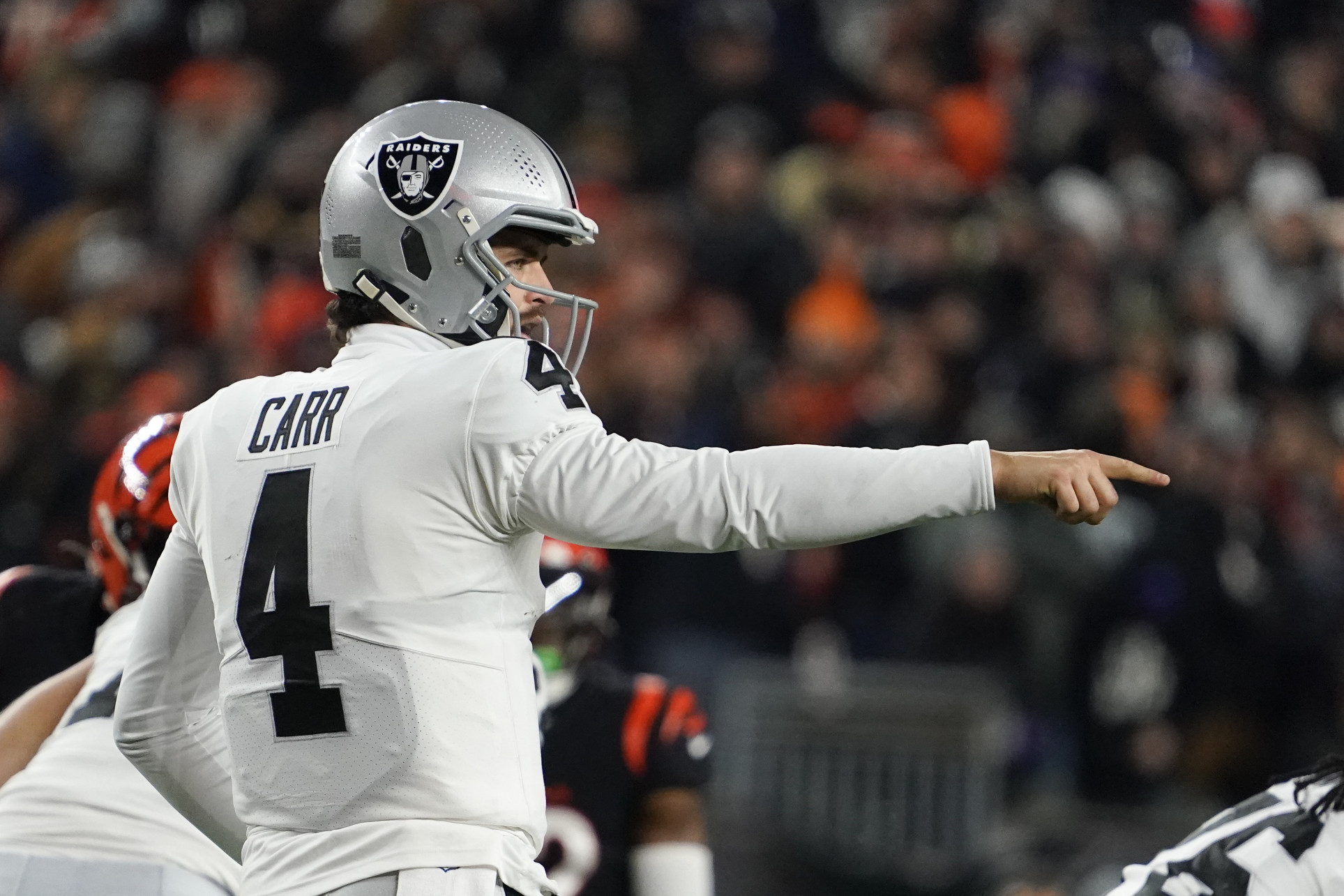 Derek Carr Trade Rumors: 5 BLOCKBUSTER Trades The Las Vegas