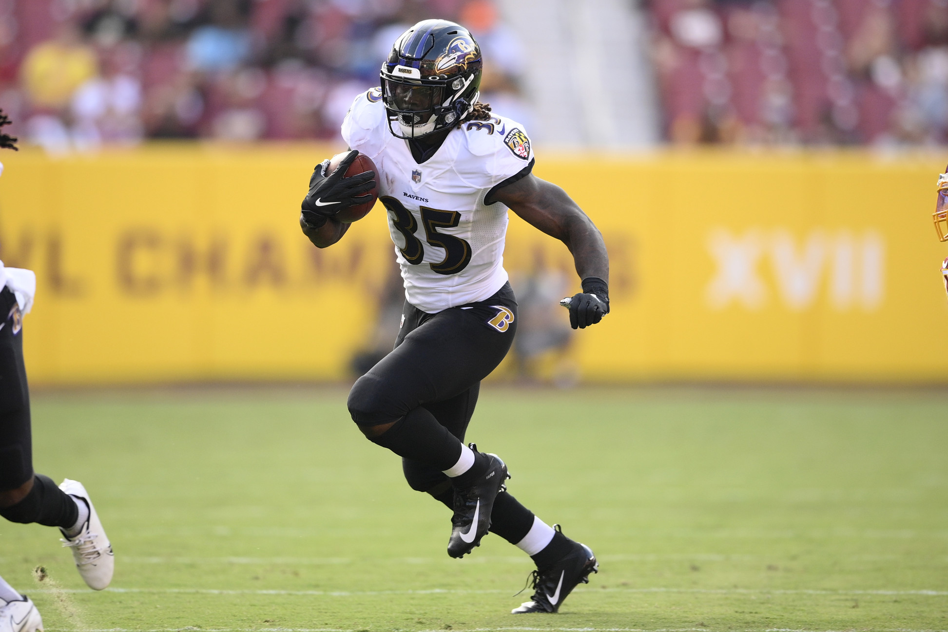 Ravens Cornerback Tavon Young Suffers Season Ending Injury