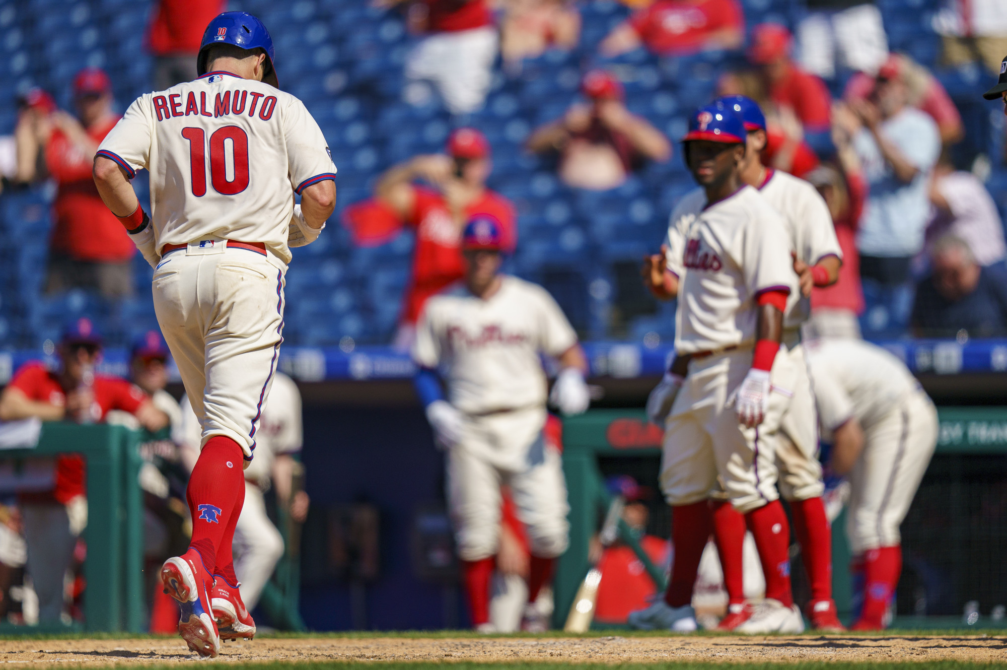 Netting falls during Nationals-Phillies game at Citizens Bank Park