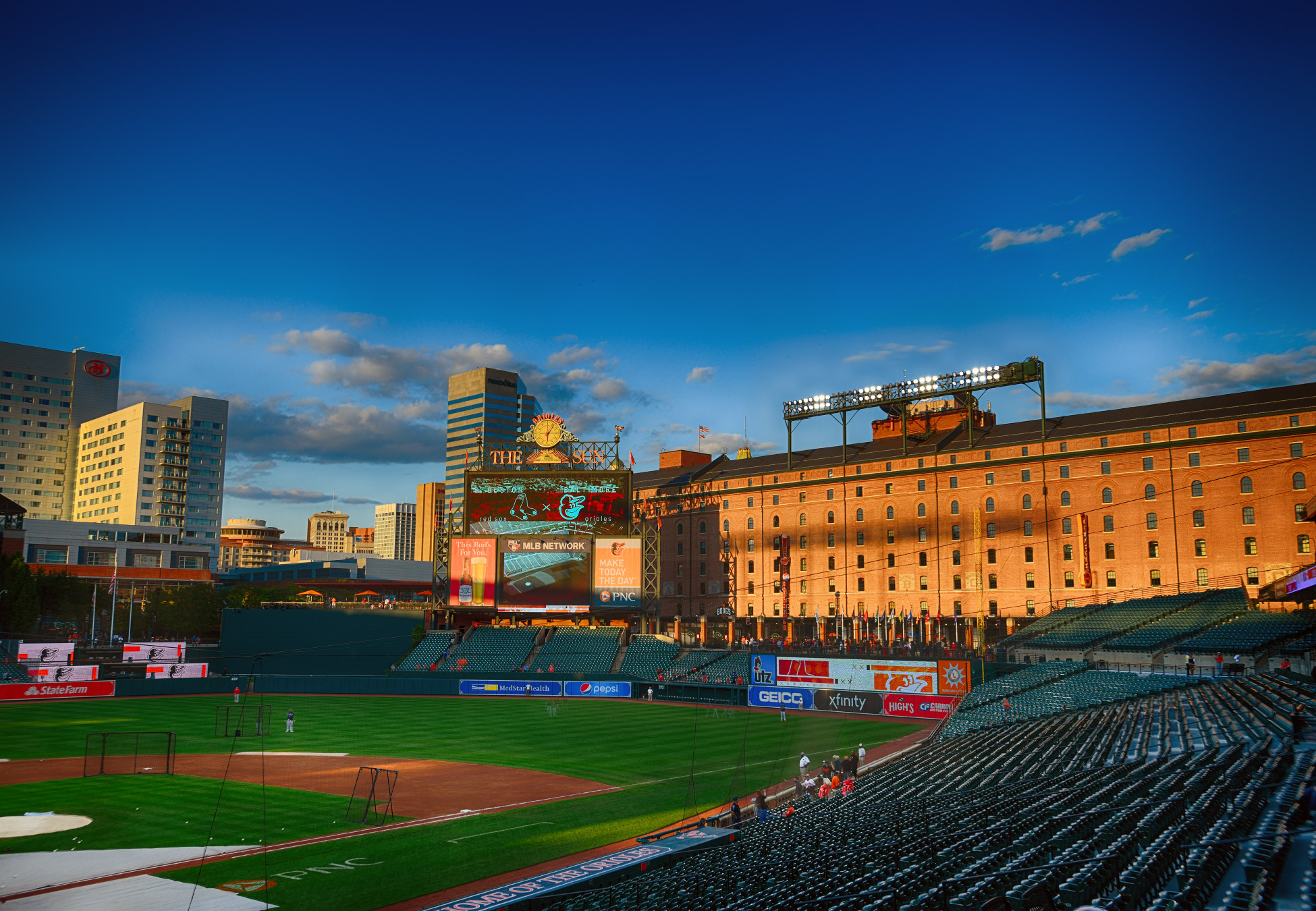 Photos of the redesigned LF at Camden Yards : r/baseball