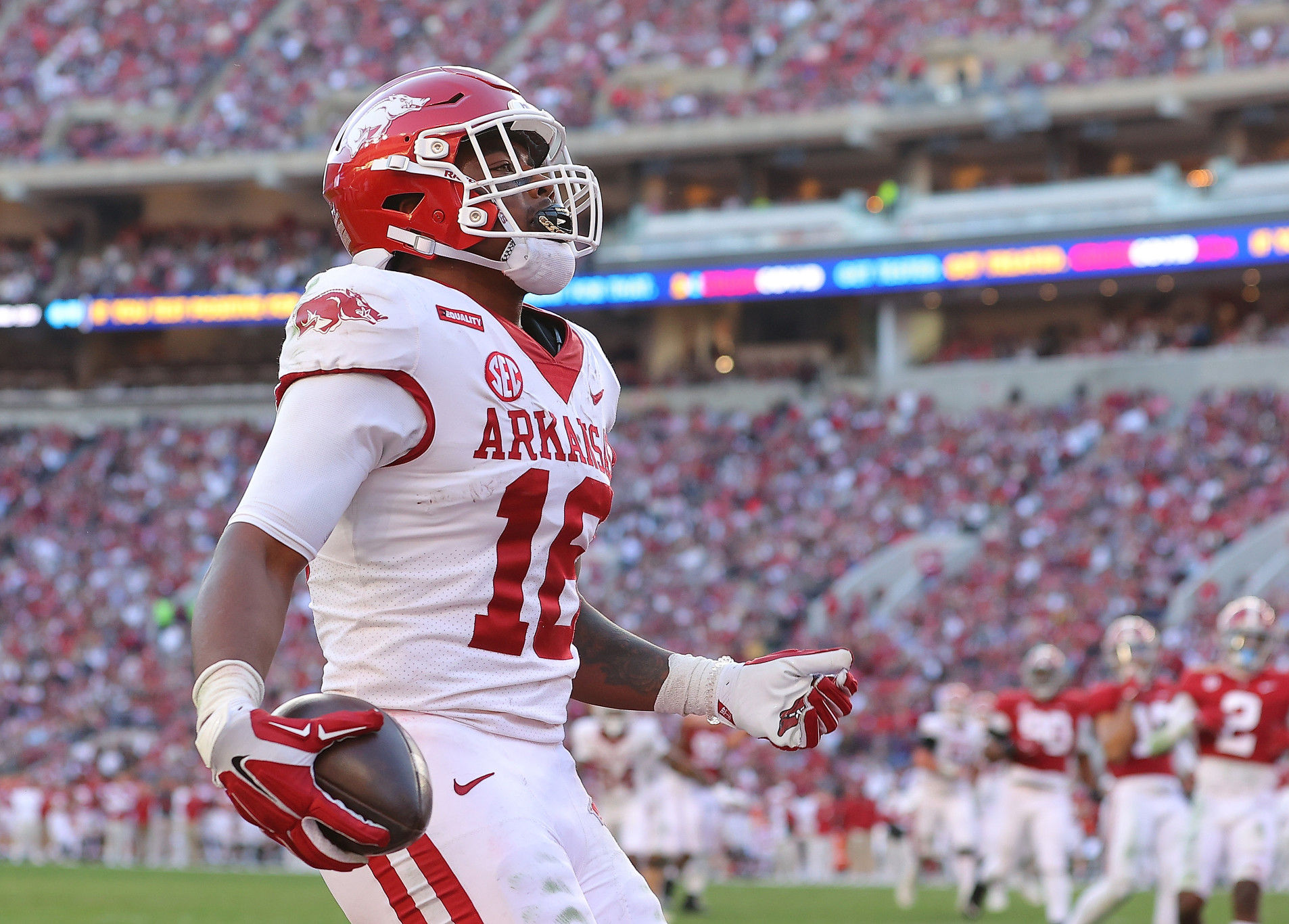 Treylon Burks celebrated with fiancee during 2022 NFL Draft