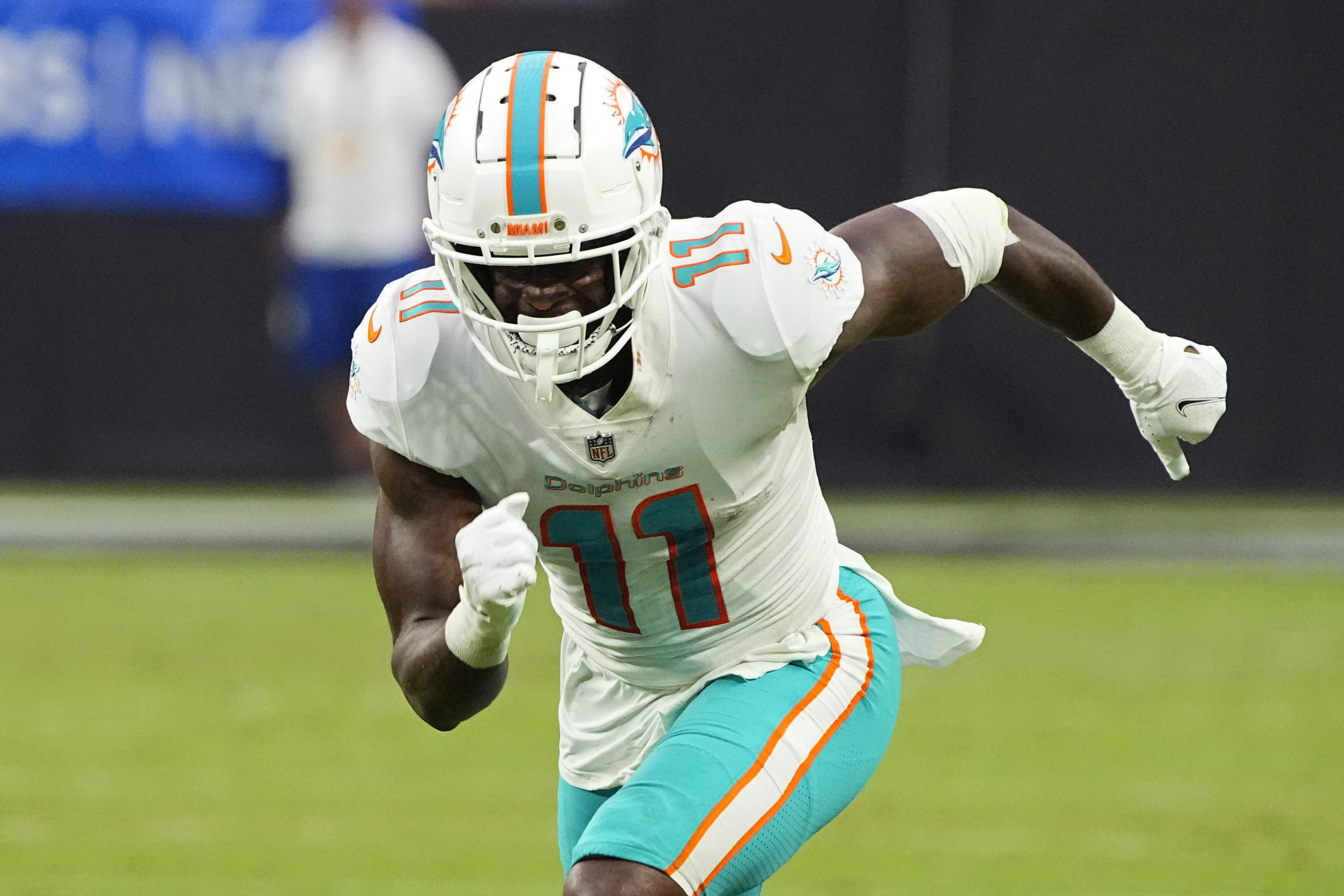 DeVante Parker Trade Rumors: Dolphins Have Talked to 'Several Teams' About  WR, News, Scores, Highlights, Stats, and Rumors