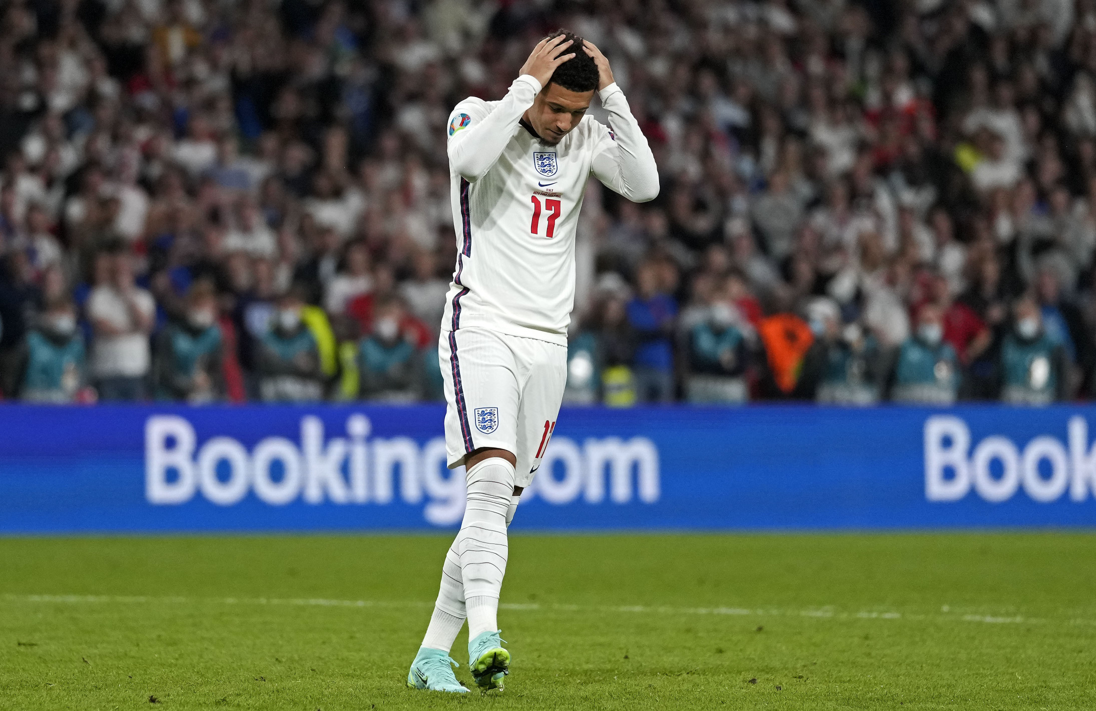 Jadon Sancho on Racist Abuse After Euro 2020 Penalty Miss: 'Hate Will Never Win' | News, Scores, Highlights, Stats, and Rumors | Bleacher Report