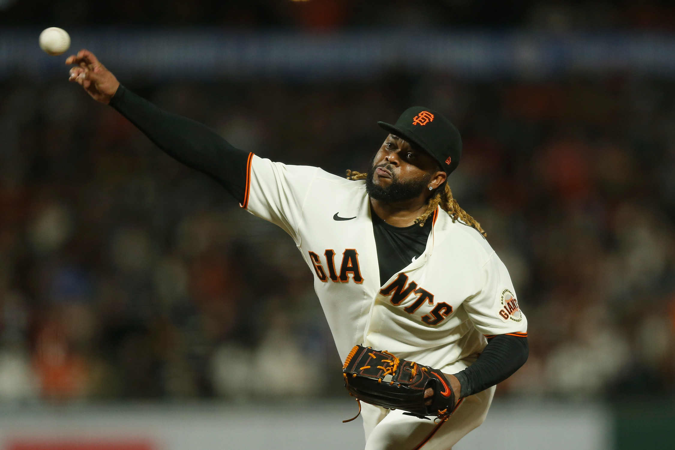 MLB rumors: Johnny Cueto's $22M option declined by Giants – NBC