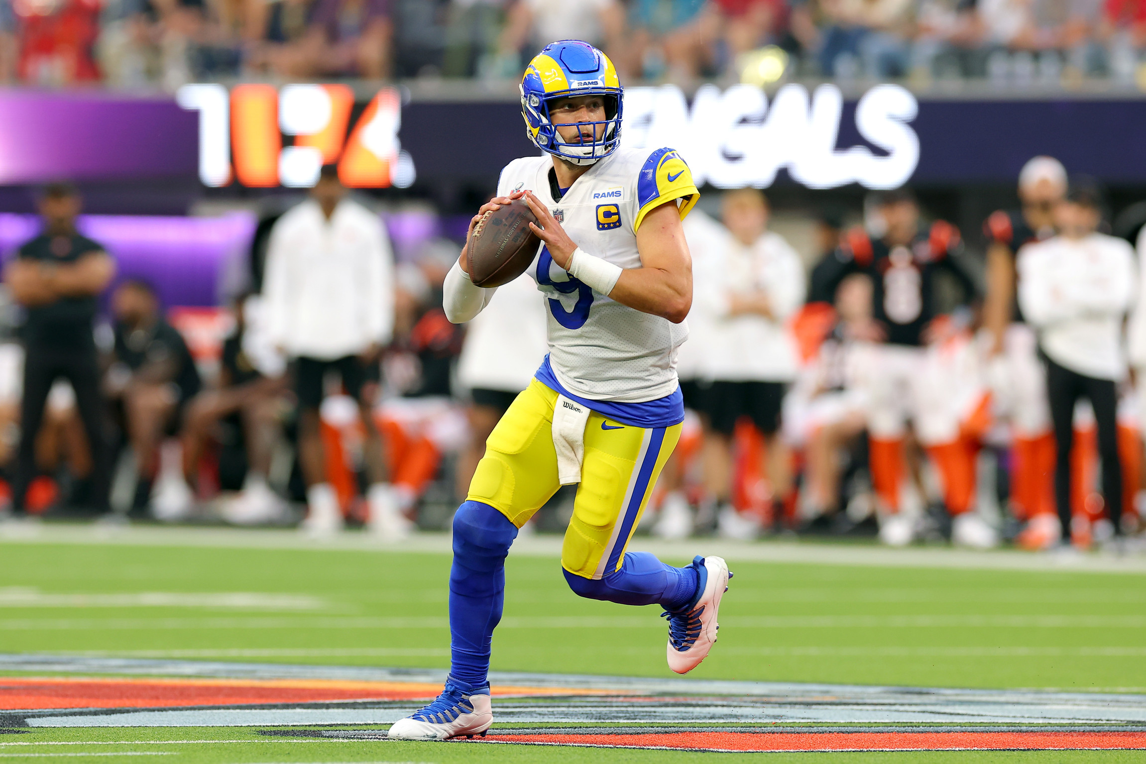 Rams, Stafford to Cover Injured Photographer's Hospital Bills