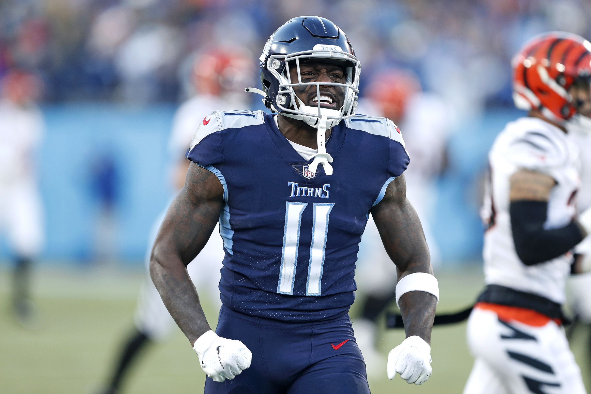 2022 NFL Draft: Titans trade A.J. Brown to Eagles for picks