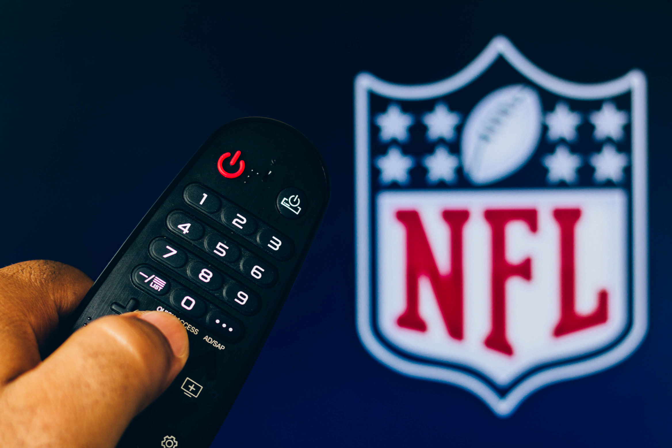 Prime Video Eyeing NFL's 'Sunday Ticket' Rights - Media