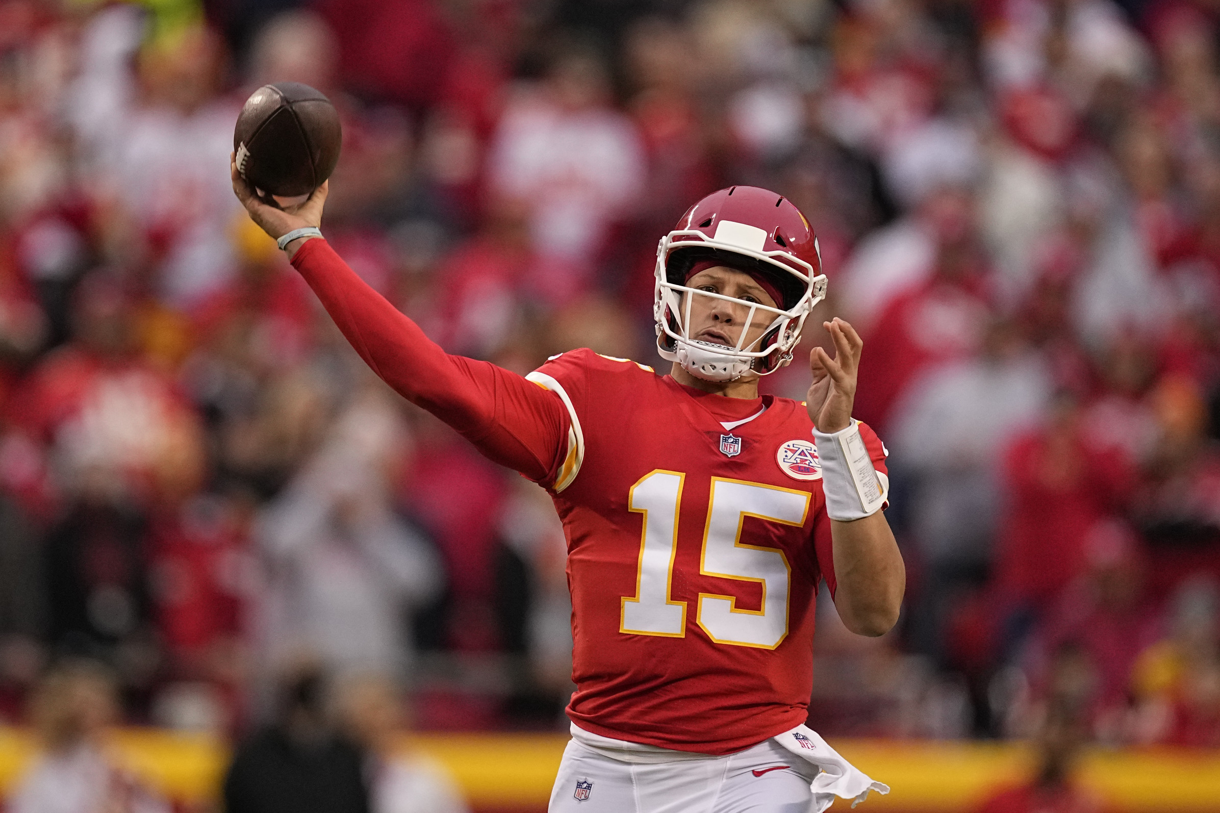 Patrick Mahomes, Chiefs Clinch 6th Straight AFC West Title with Win over  Steelers, News, Scores, Highlights, Stats, and Rumors