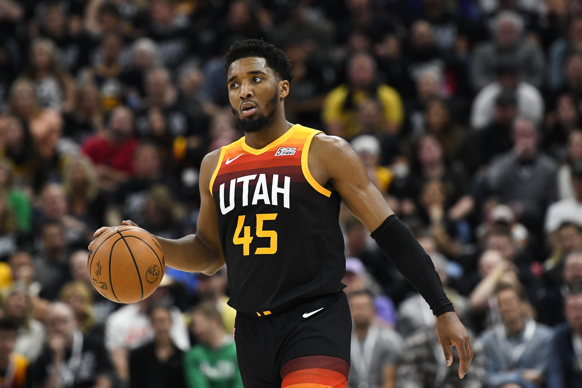 Knicks strike out on Donovan Mitchell deal; Jazz trade him to Cavaliers