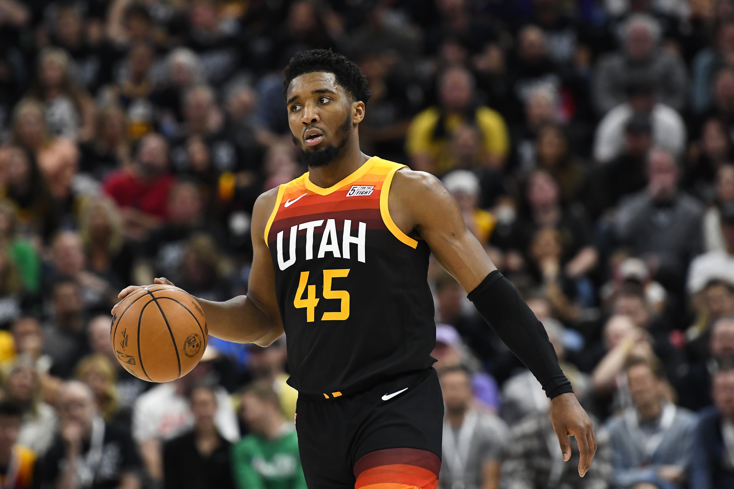 MLB Life on X: Cleveland Cavaliers star Donovan Mitchell pulled