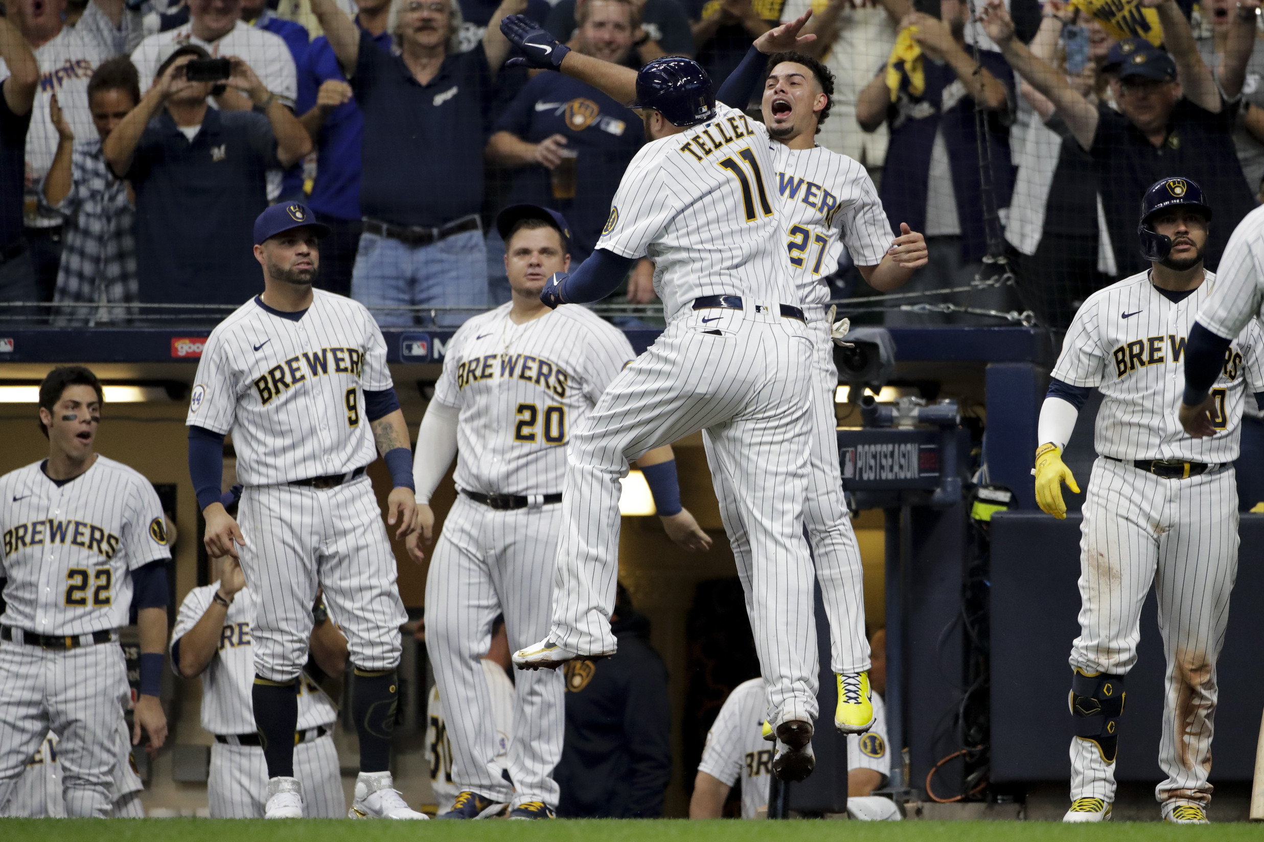 Rowdy Tellez GAME-WINNING HOMER!  Brewers vs. Braves NLDS Game 1 