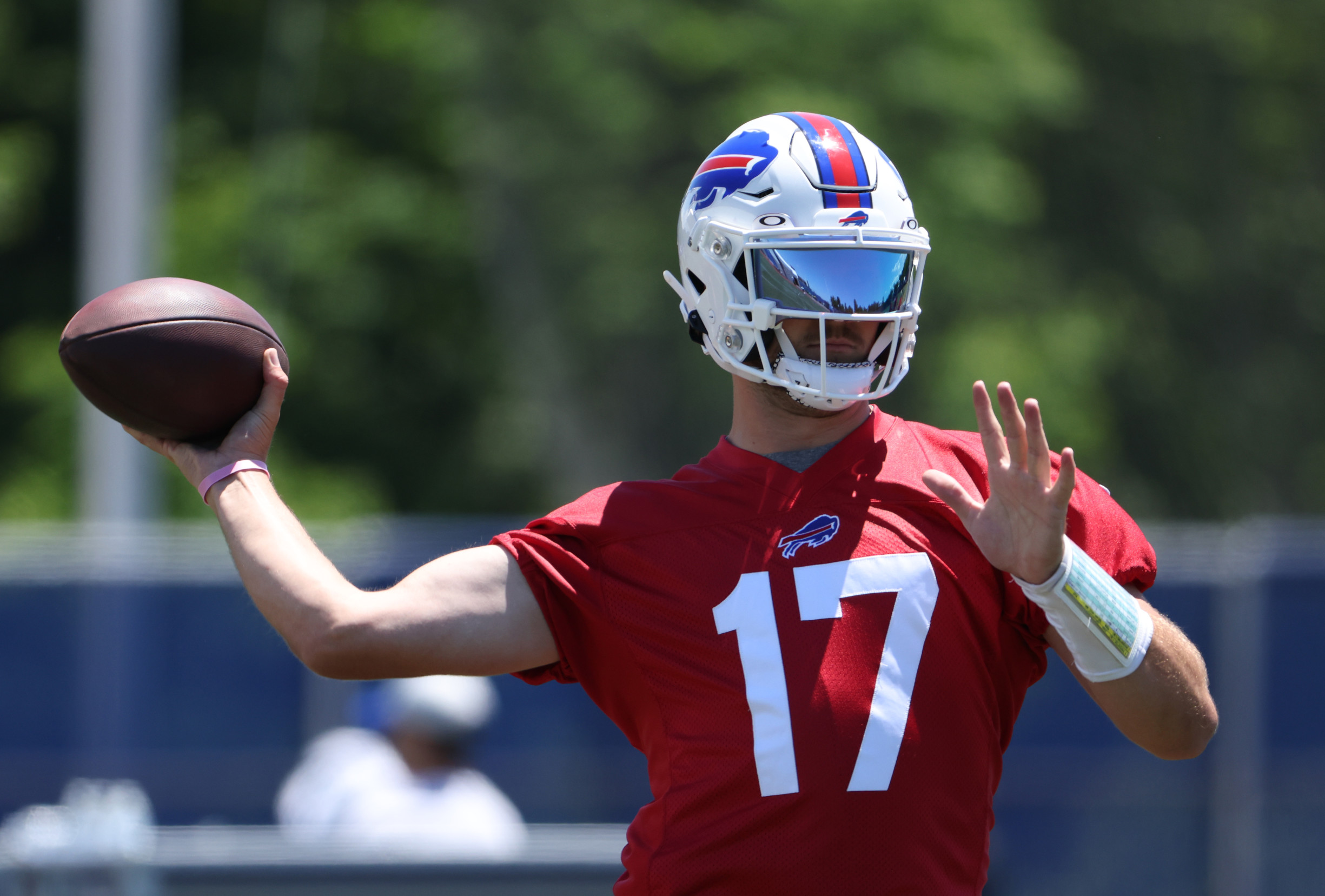 Report: Josh Allen Willing to Help Bills 'a Little Bit' in New Contract;  'Loves' BUF, News, Scores, Highlights, Stats, and Rumors