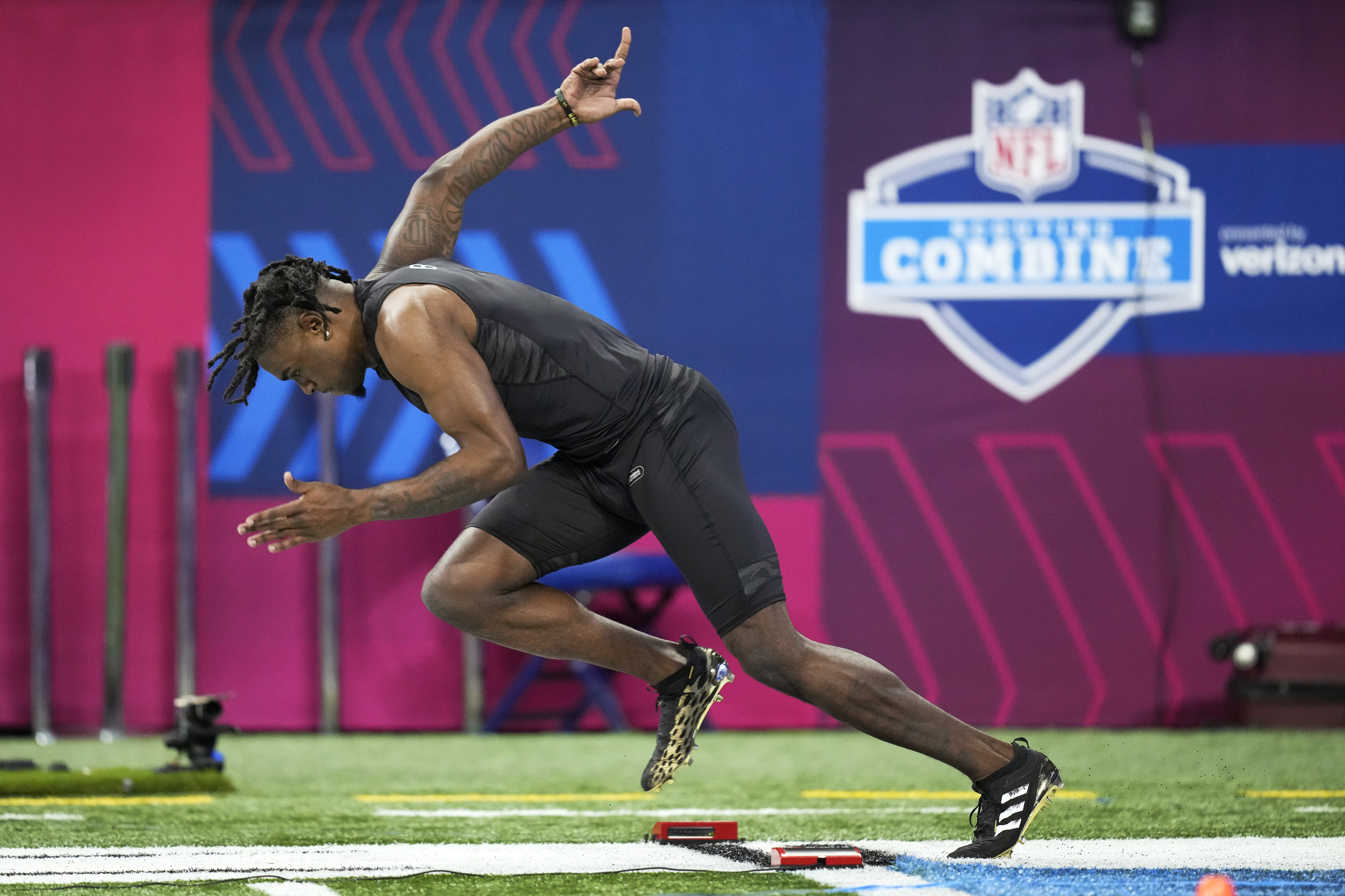 Baylor's Kalon Barnes runs second-fastest NFL Scouting Combine 40-yard dash  since 2003