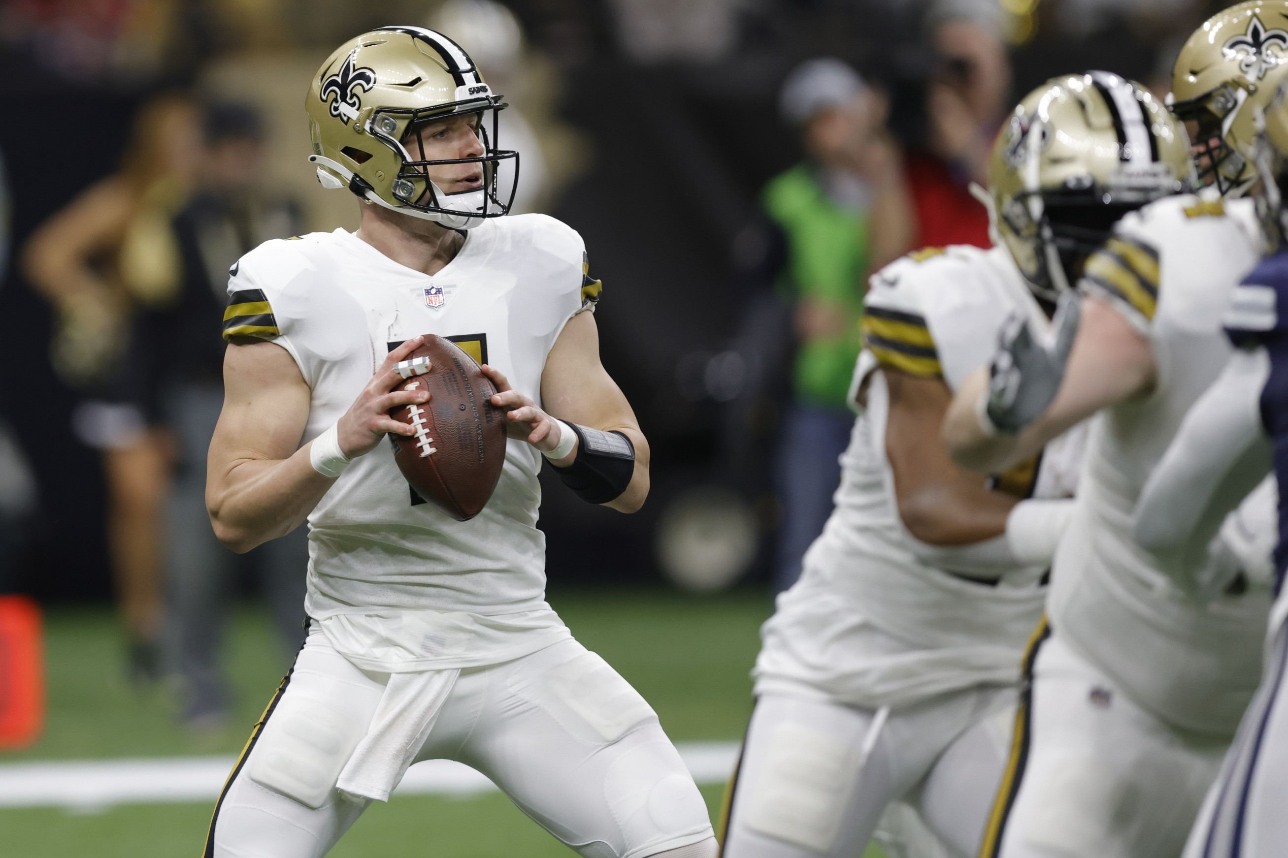 Saints QB Taysom Hill feared to have suffered mallet finger injury