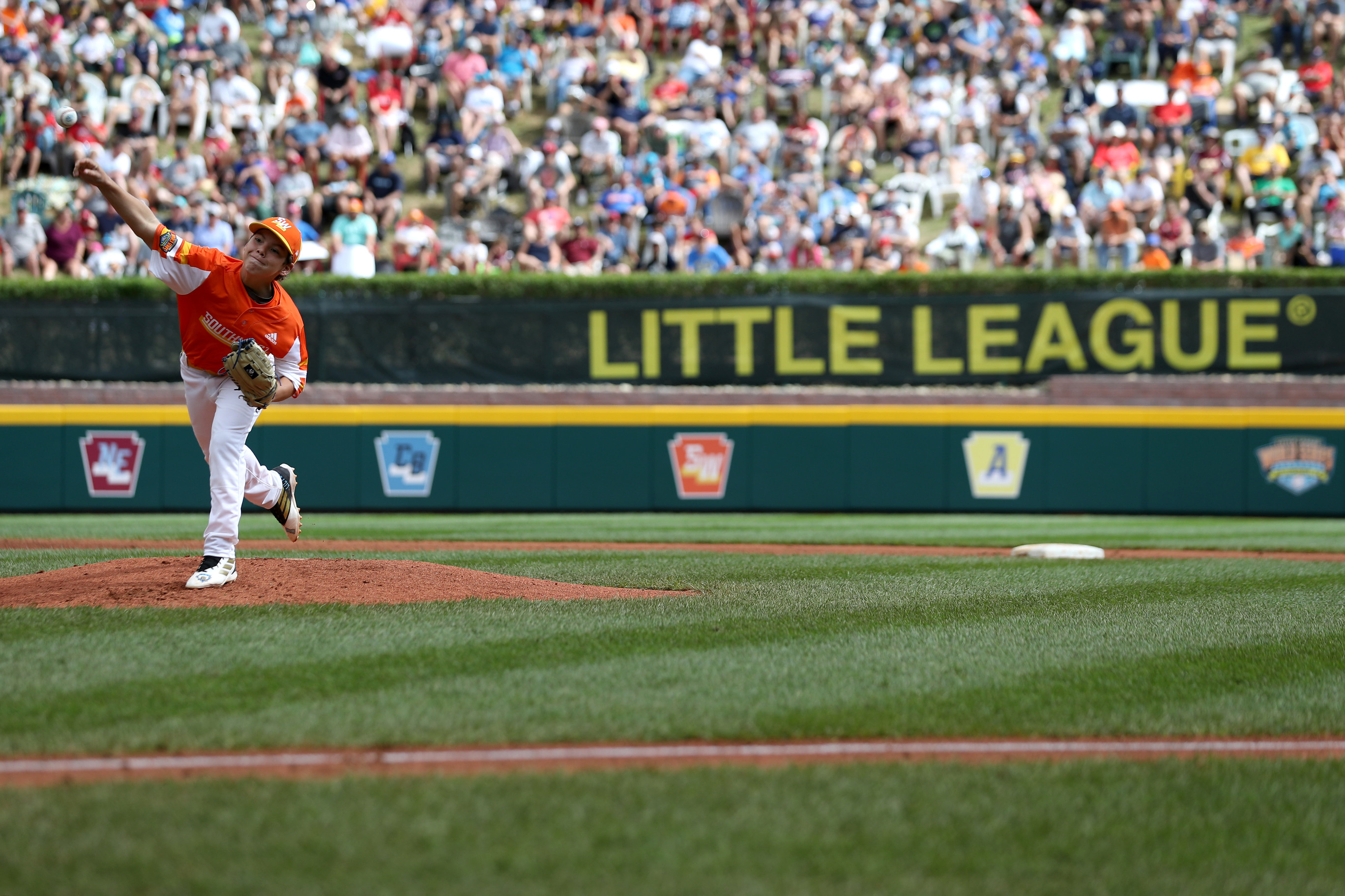 LLWS: Gavin Weir, South Dakota throws combined no-hitter in opener