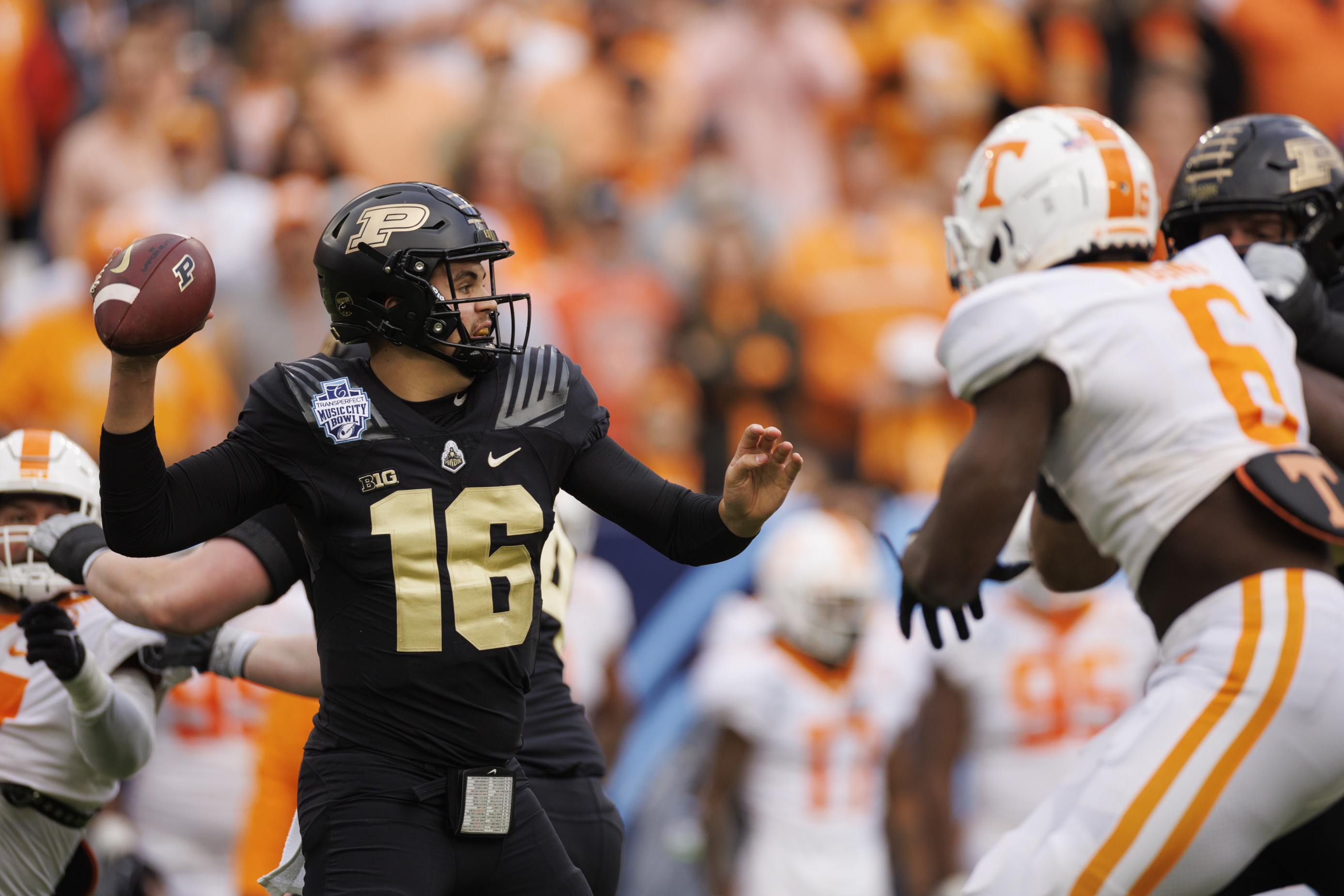 Tennessee-Virginia Breaks Nissan Stadium Attendance Record