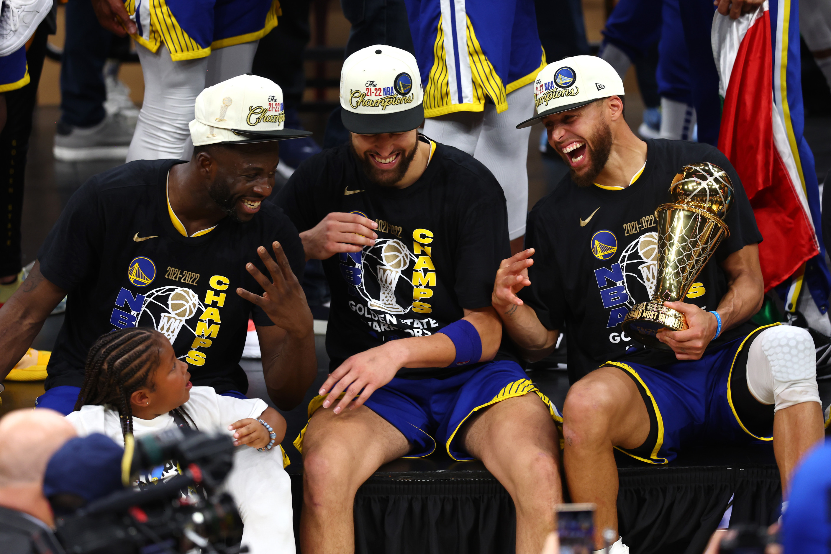 Report: NBA championship parade cost Warriors owners roughly $4