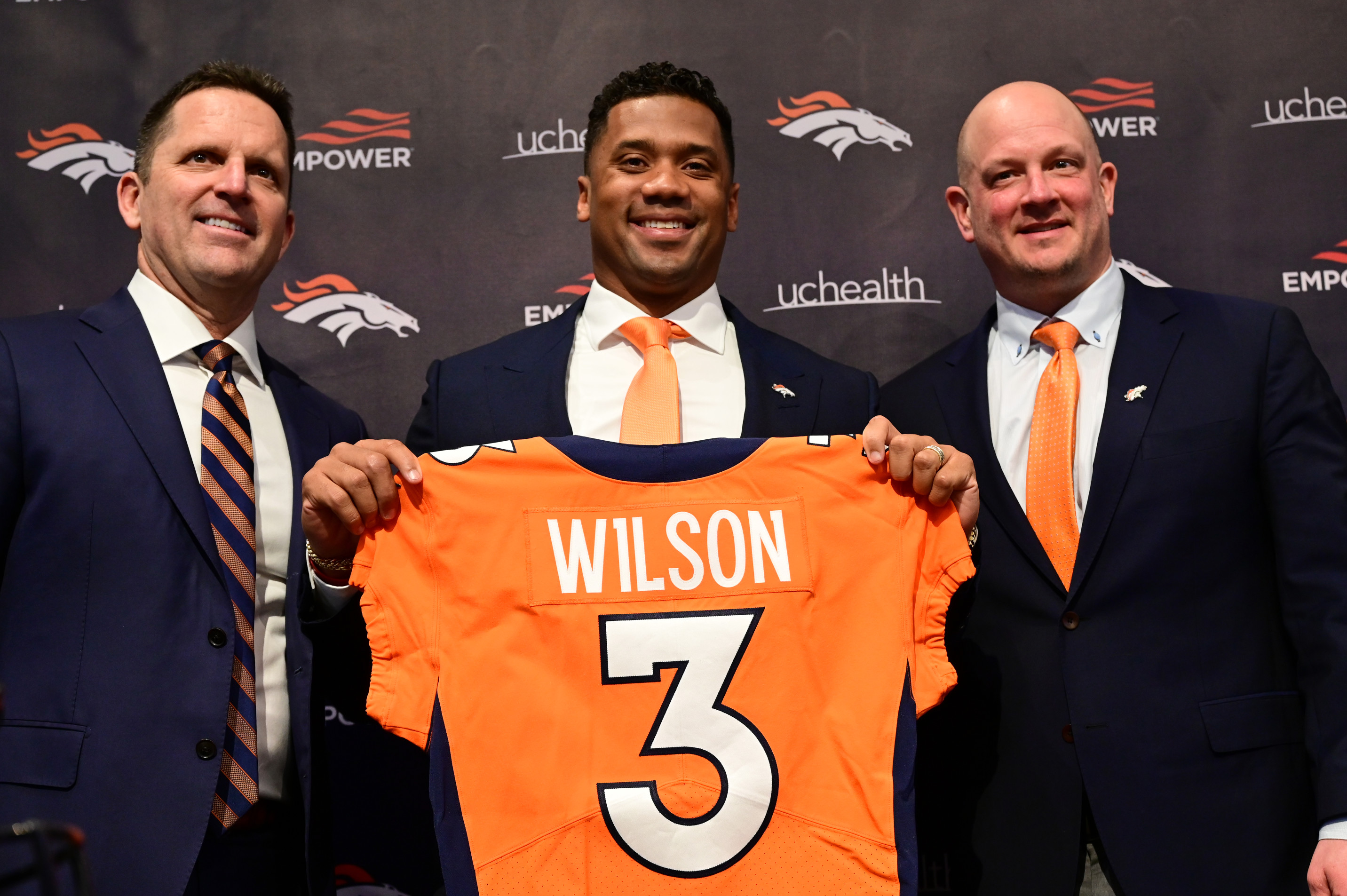 Broncos up for sale: Team expected to command record-setting price for U.S.  sports franchise – The Denver Post