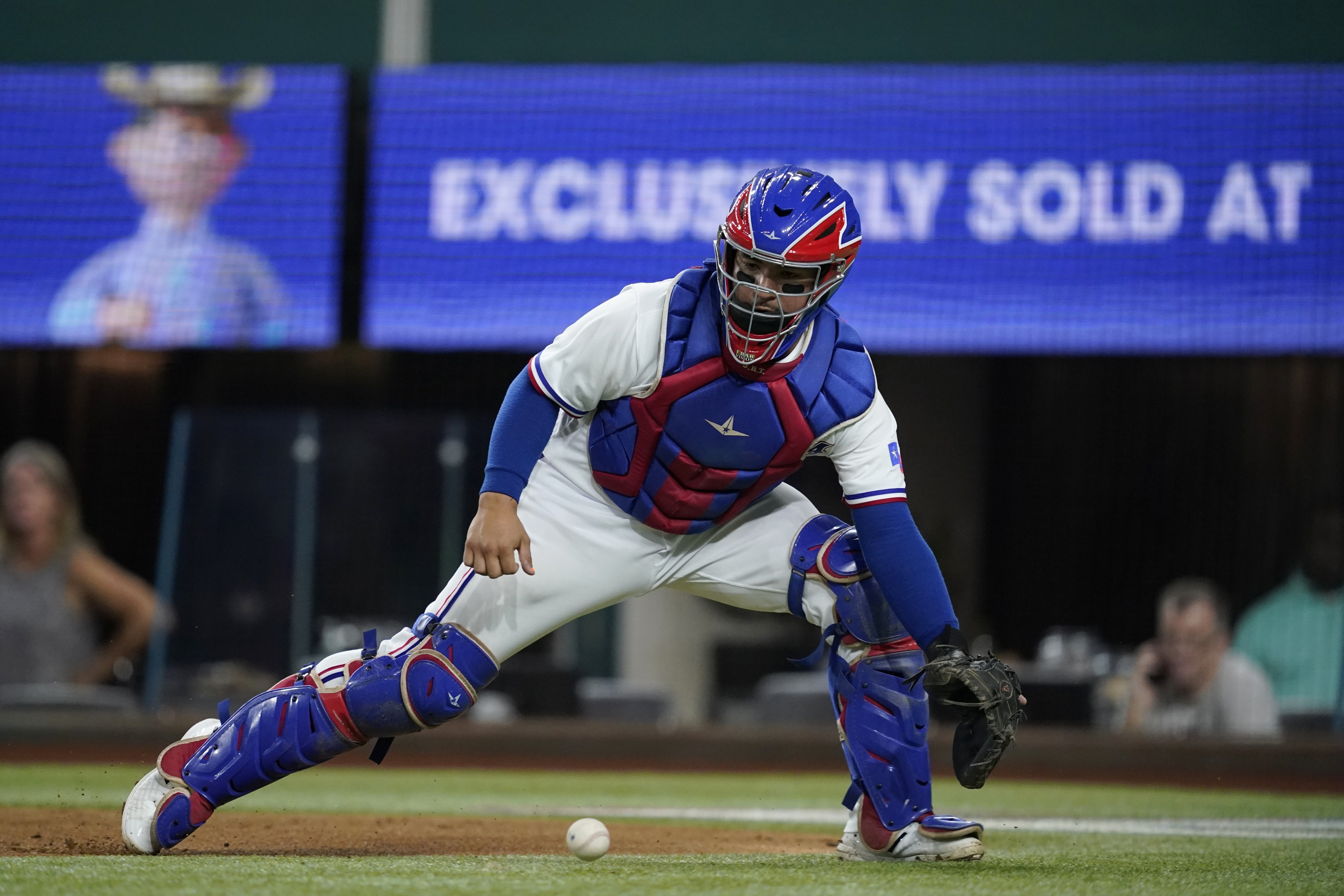 Yankees trade for catcher Jose Trevino, part with Albert Abreu - Pinstripe  Alley