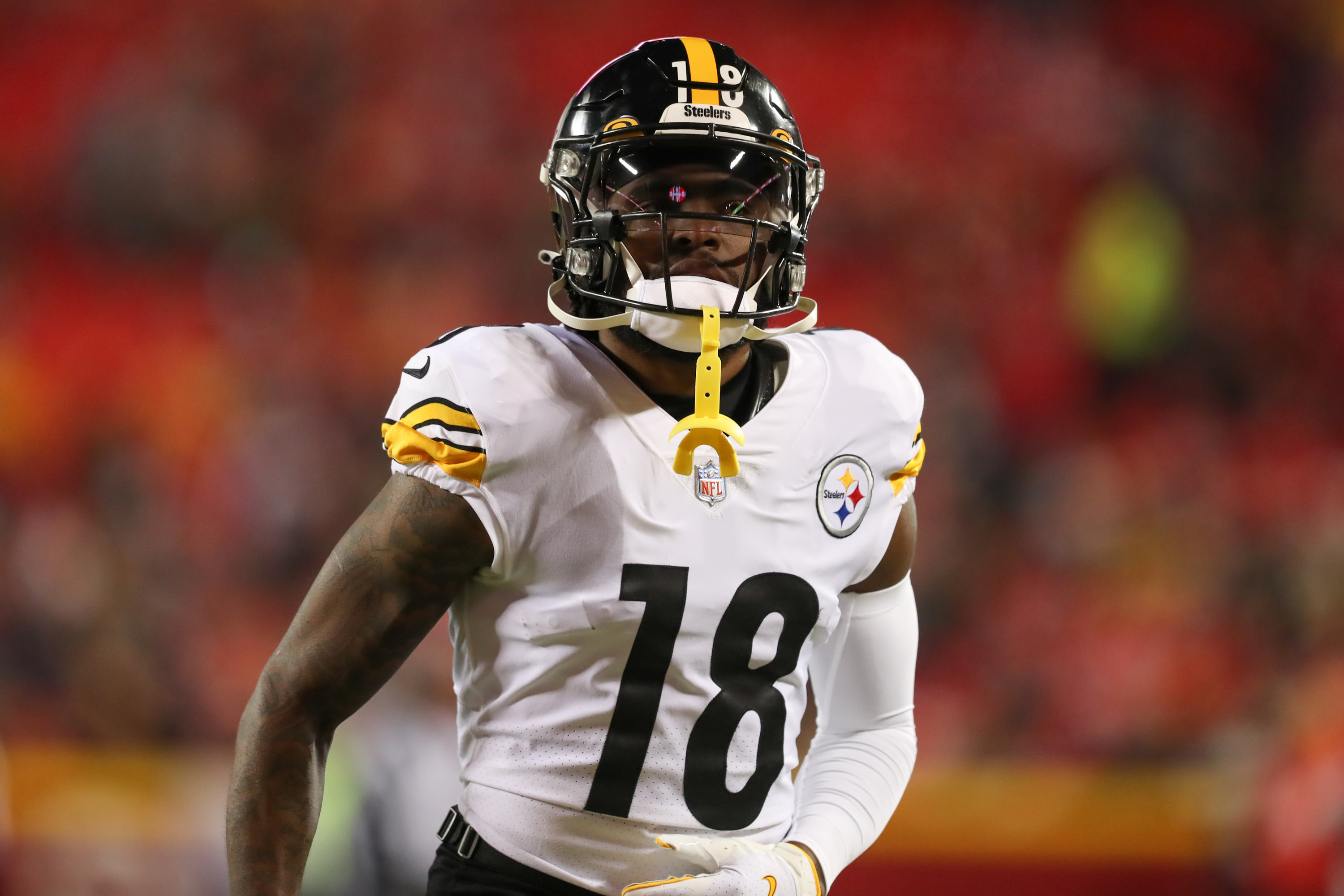 Three Steelers Land On CBS Sports' Trade Deadline Primer Featuring Big  Names That Could Be Moved - Steelers Depot