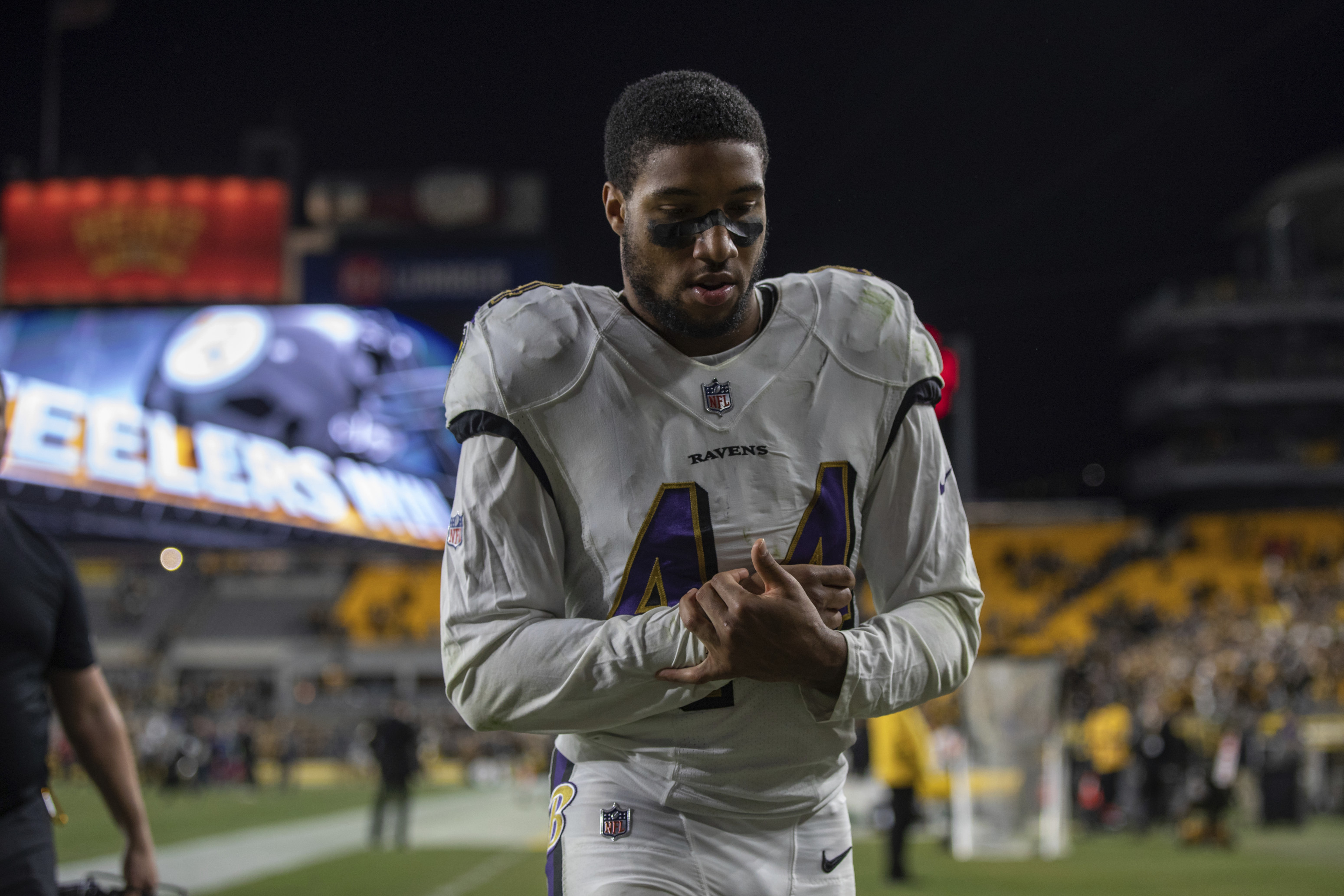 Ravens bet on Tavon Young and his transition to slot cornerback in