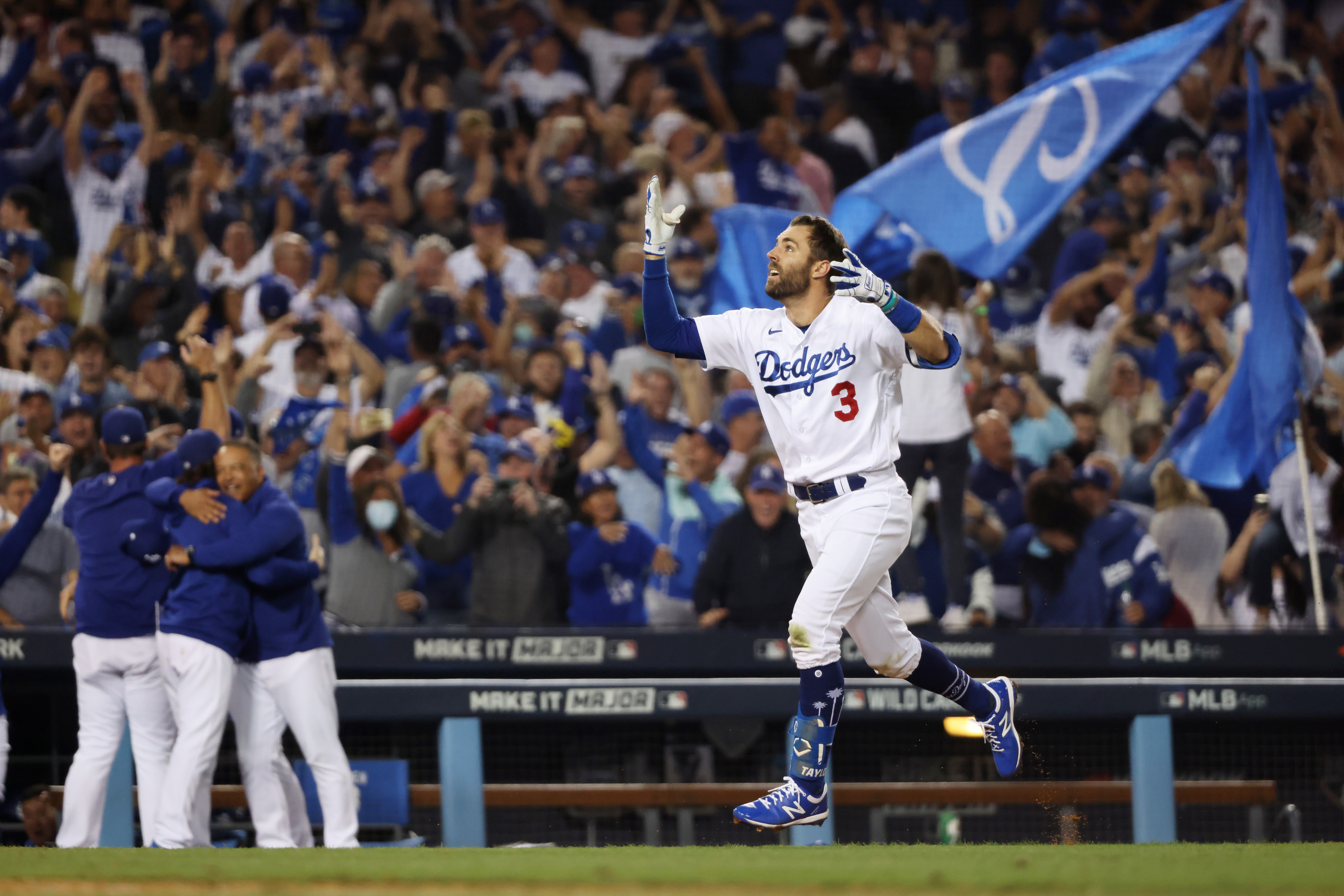 LA Dodgers down Cards in NL wild card game on Chris Taylor's walk