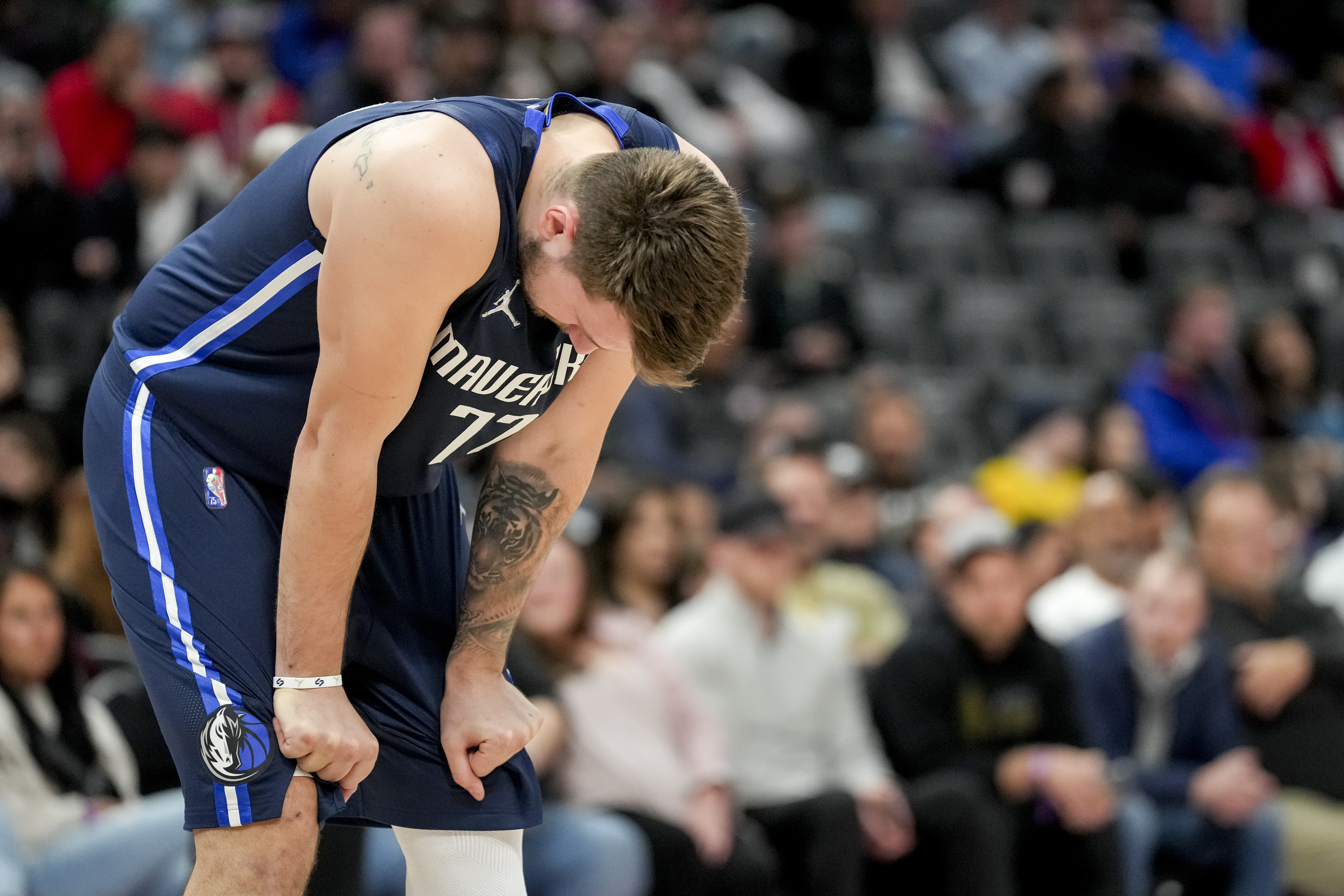 NBA rescinds Luka Doncic's 16th technical, Mavericks star avoids suspension