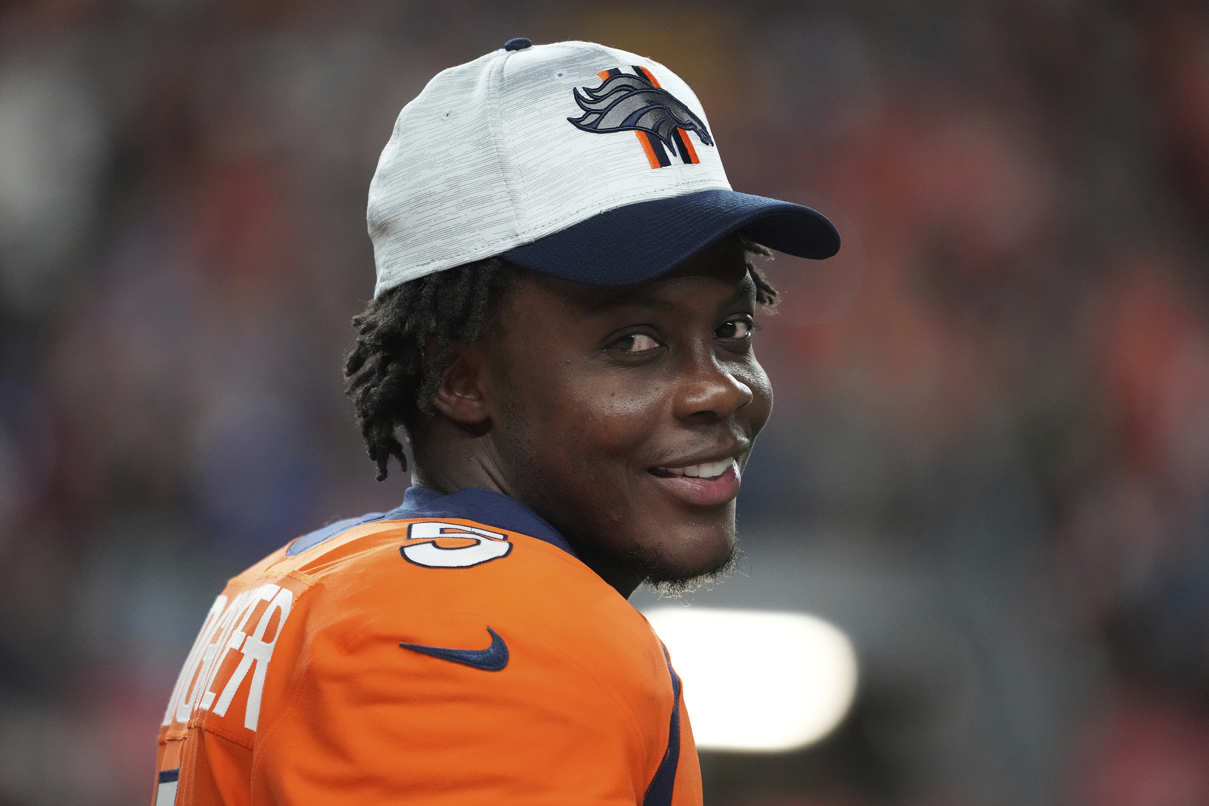 Broncos QB Teddy Bridgewater exits Chargers game with leg injury, is  replaced by Drew Lock