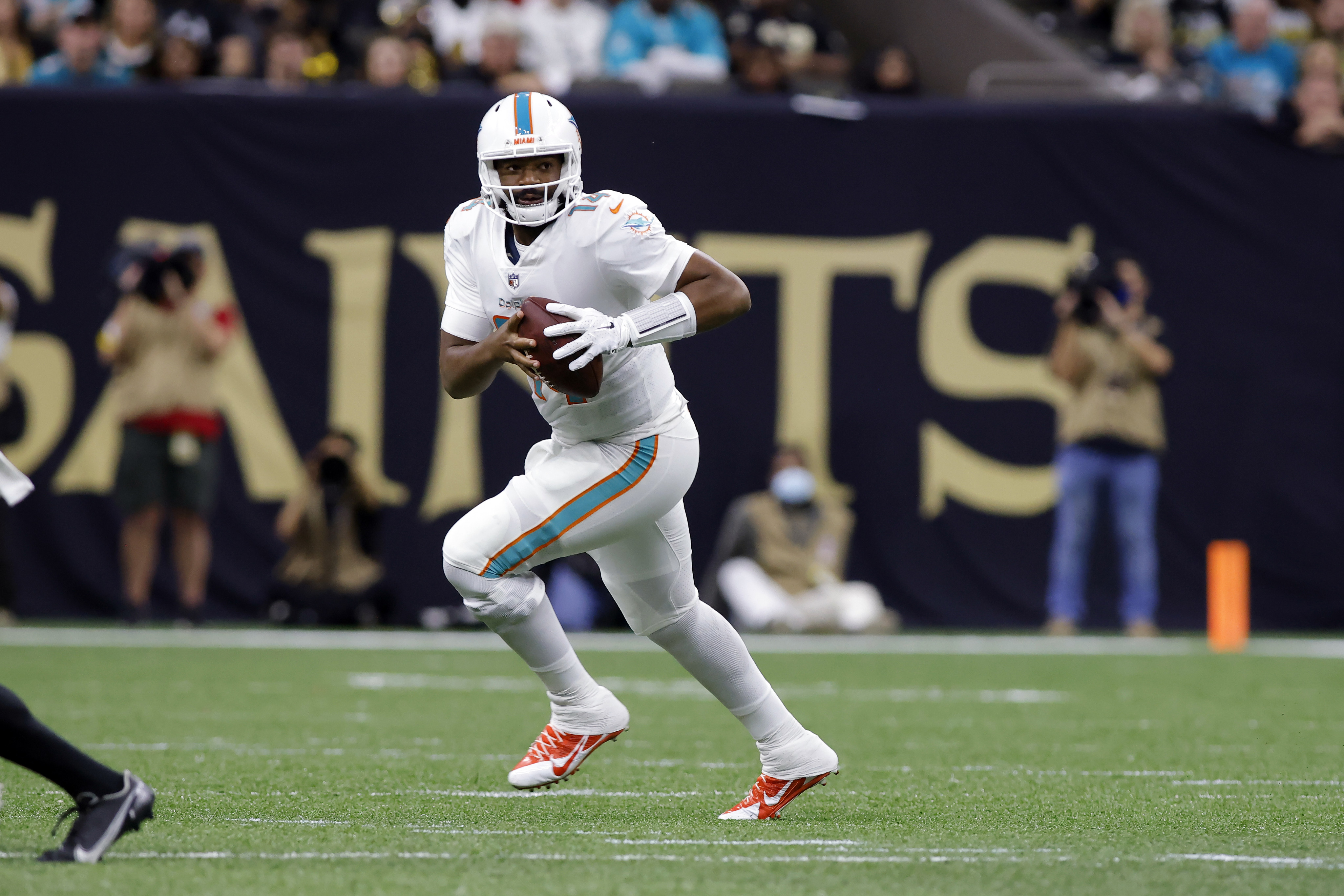 Cleveland Browns trade Case Keenum sign Jacoby Brissett 