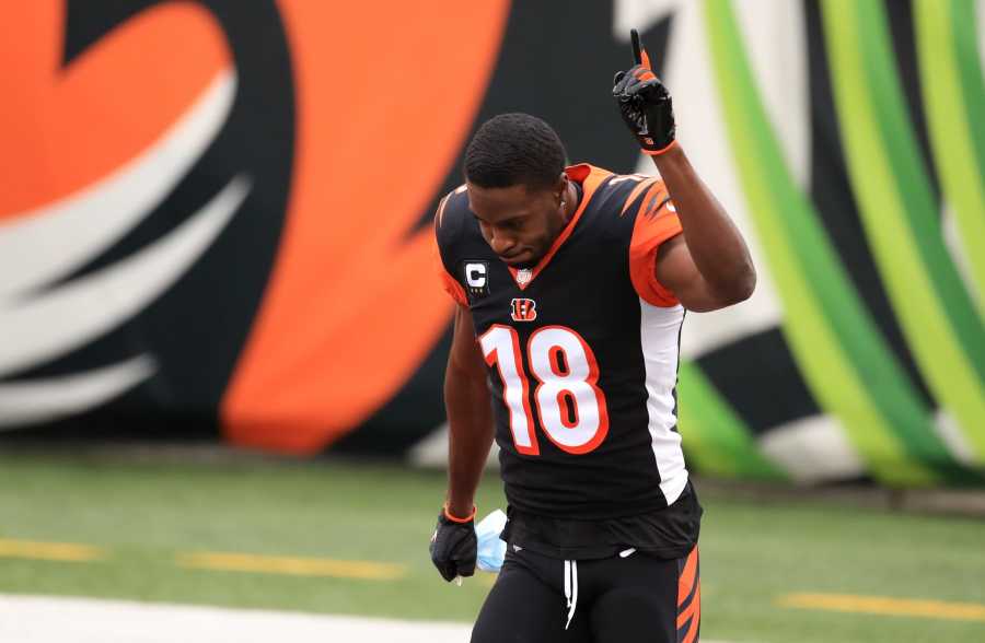 A.J. Green Signs His Cardinals Contract