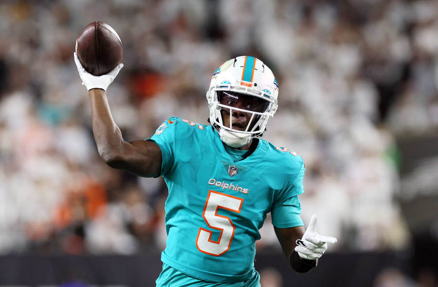 Dolphins QB Teddy Bridgewater Suffers Finger Injury; Latest On Tua  Tagovailoa