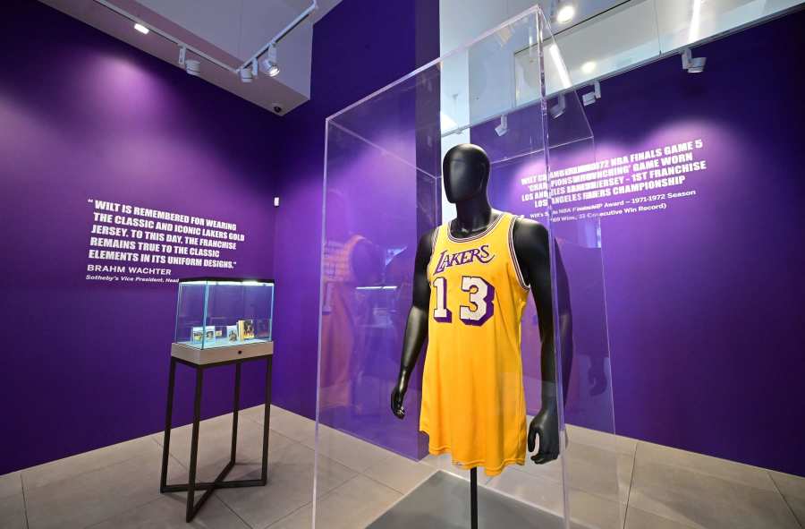 Los Angeles Lakers Jersey History - Jersey Museum