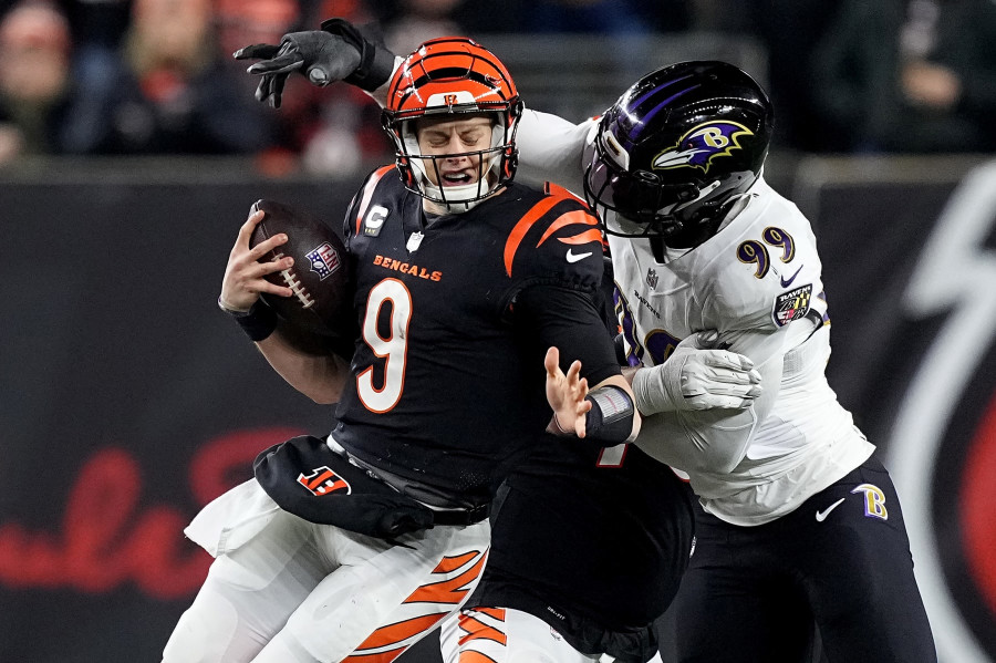 Embarrassing' Refs Blasted by NFL Twitter During Bengals vs. Chiefs AFC  Title Game, News, Scores, Highlights, Stats, and Rumors