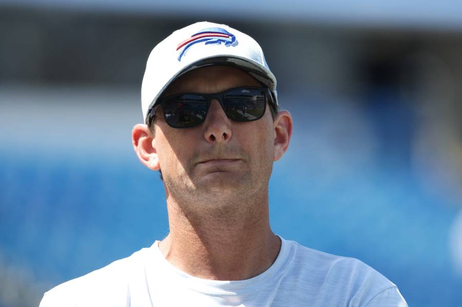 Watch: Bills OC Ken Dorsey goes nuts in box after Bills lose