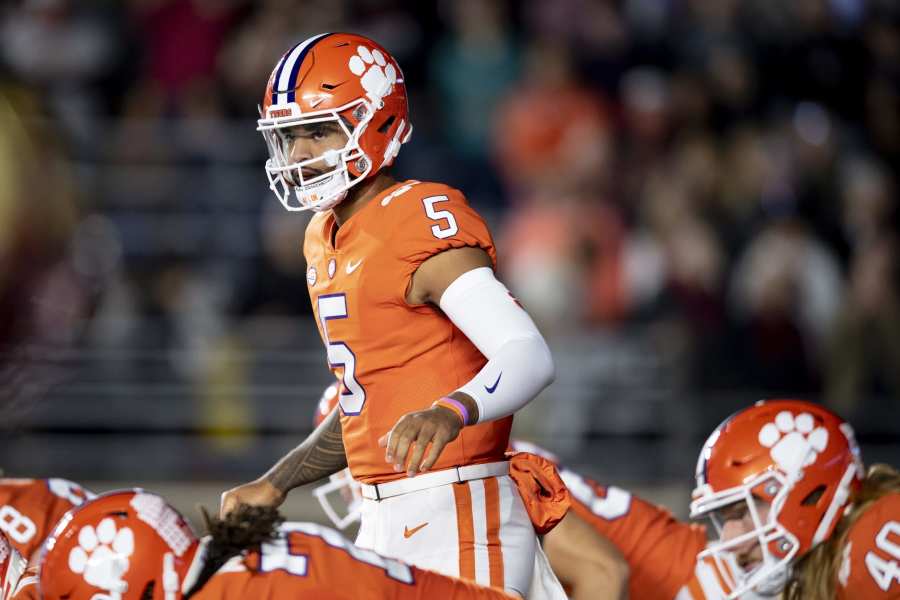 Clemson quarterback Cade Klubnik replaces D.J. Uiagalelei in Orange Bowl