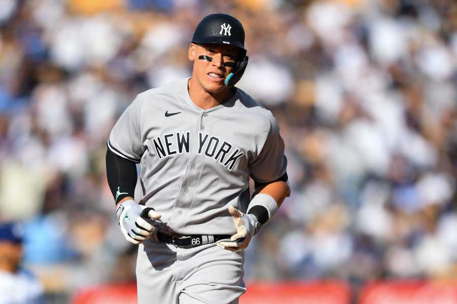 Aaron Judge injury watch: Yankees star undergoing tests on toe, foot