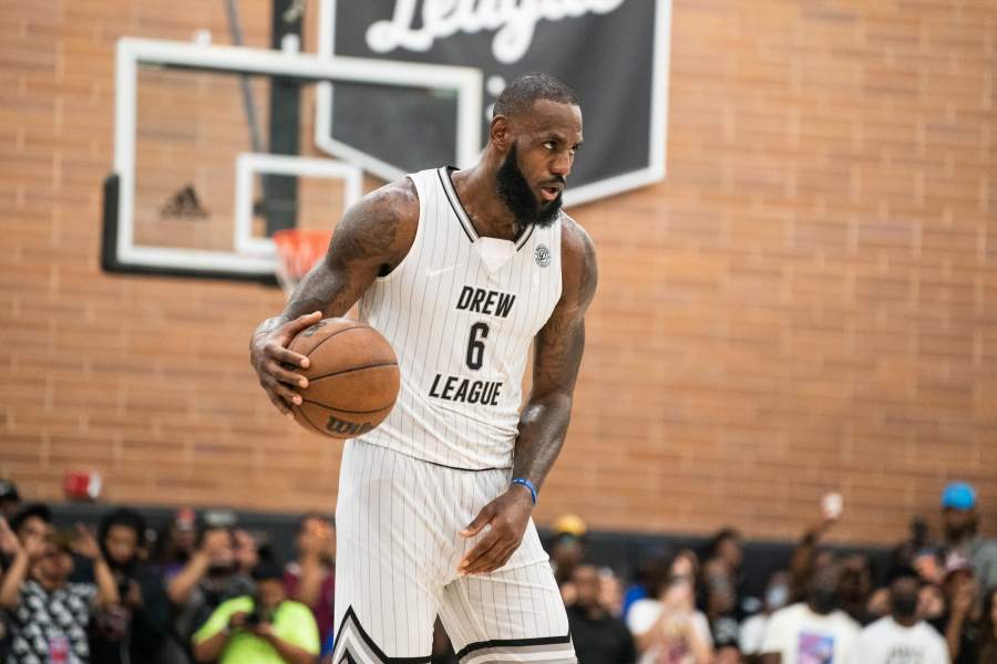 LeBron James to play in Jamal Crawford's CrawsOver Classic in