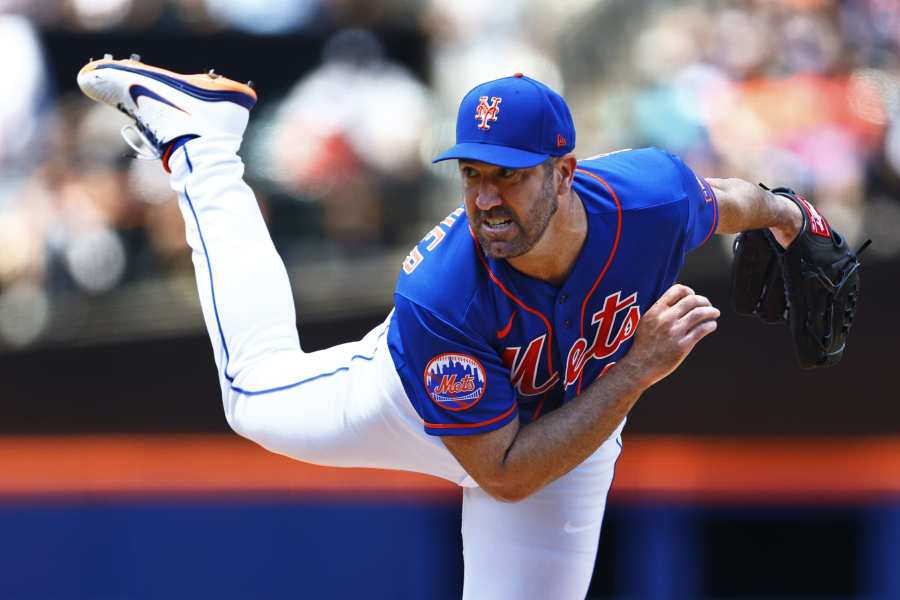 Houston Astros bring back veteran ace Justin Verlander in trade with New  York Mets