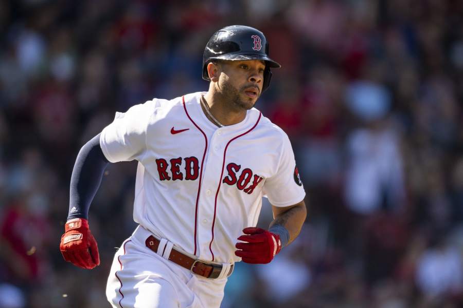 Tommy Pham, Red Sox have interesting decision to make on $12 million mutual  option 