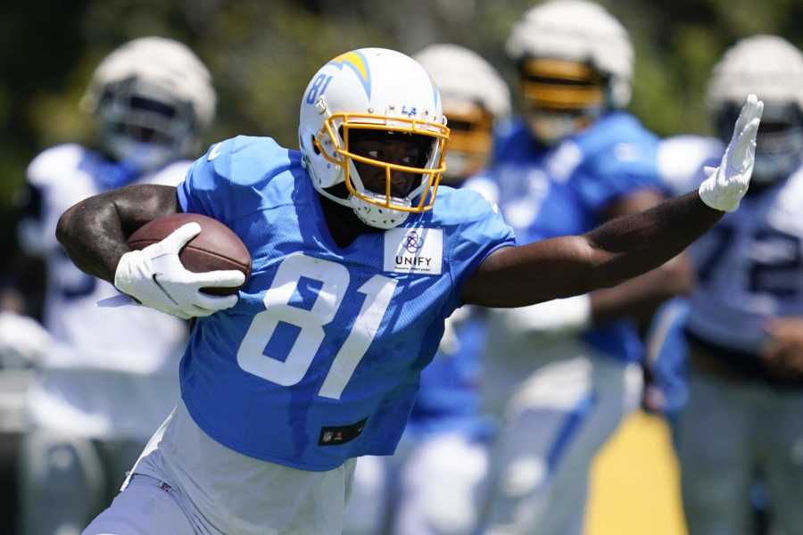 Top Quotes  DeAndre Carter & Josh Palmer on Keenan Allen's Impact on Them