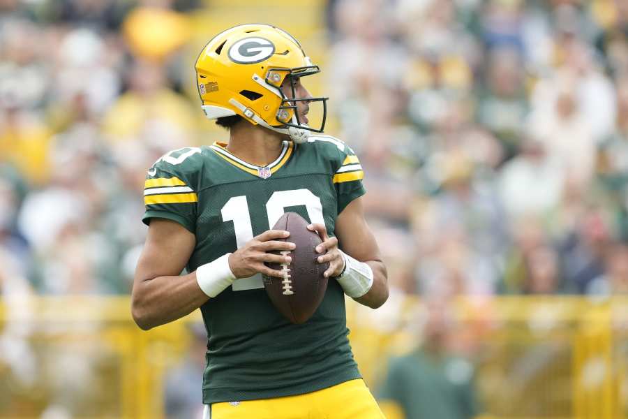 Monday Night Football: Detroit Lions vs. Green Bay Packers Prediction and  Preview 