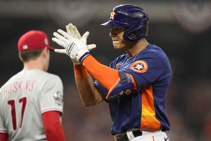 Rhode Island's Jeremy Peña wins World Series MVP as rookie leads Astros to  title - CBS Boston