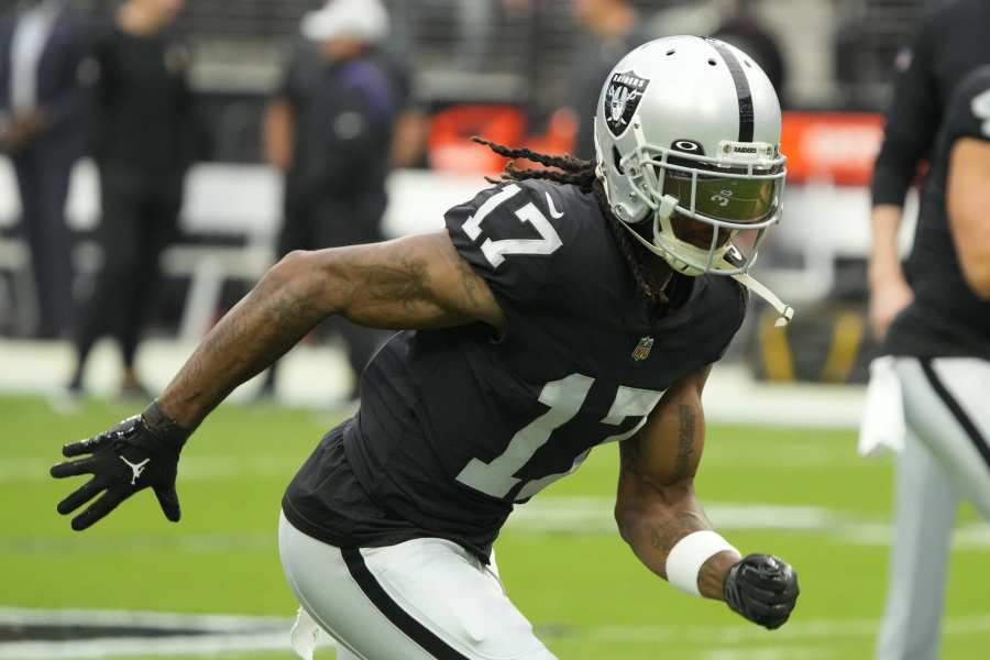 Reed: Raiders badly need cornerback help, so why haven't they drafted one  yet? - The Athletic