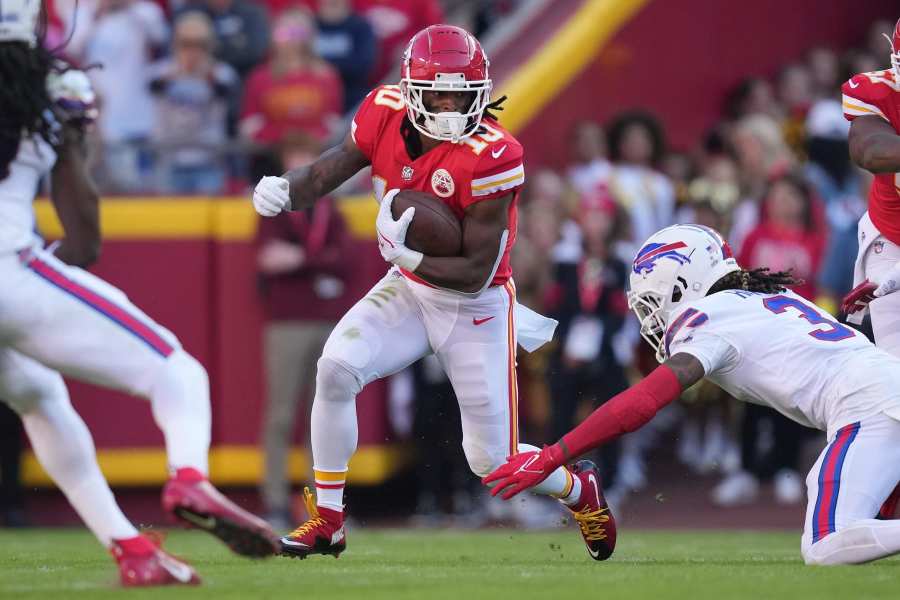 Fantasy Alert: Isiah Pacheco Replaces Clyde Edwards-Helaire as Chiefs RB1  vs. 49ers | News, Scores, Highlights, Stats, and Rumors | Bleacher Report