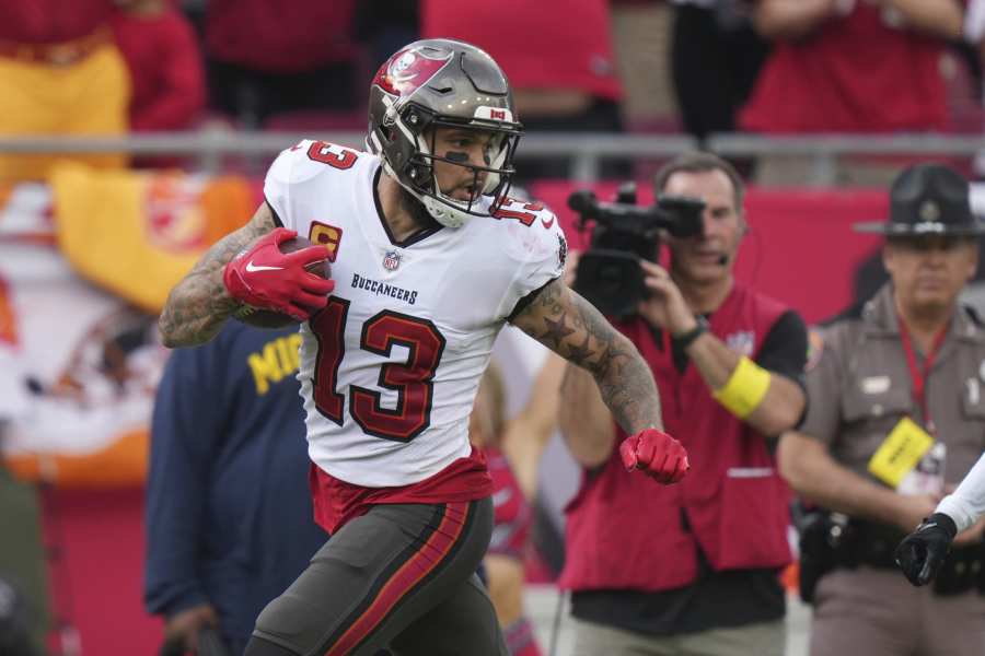 Mike Evans Won't Discuss New Contract with Bucs After Week 1 amid NFL  Rumors, News, Scores, Highlights, Stats, and Rumors