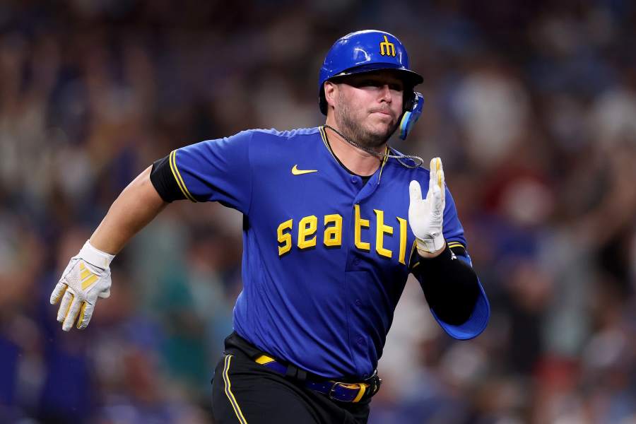 MLB: Why the Mariners' trade for Teoscar Hernandez is a short-term