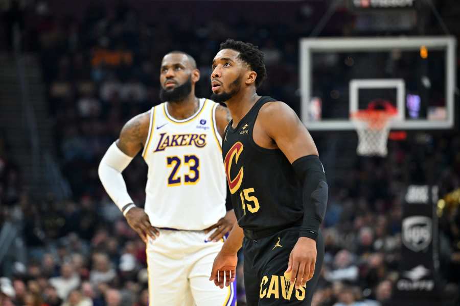 Donovan Mitchell Joining LeBron Would Make Lakers a Contender amid NBA  Trade Rumors | News, Scores, Highlights, Stats, and Rumors | Bleacher Report
