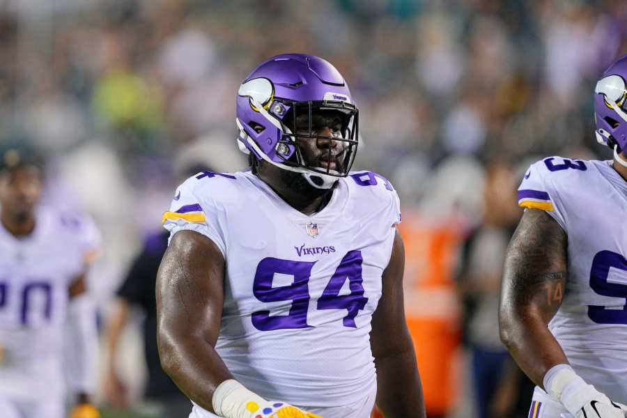 Browns Urged to Sign Vikings D-Tackle Dalvin Tomlinson