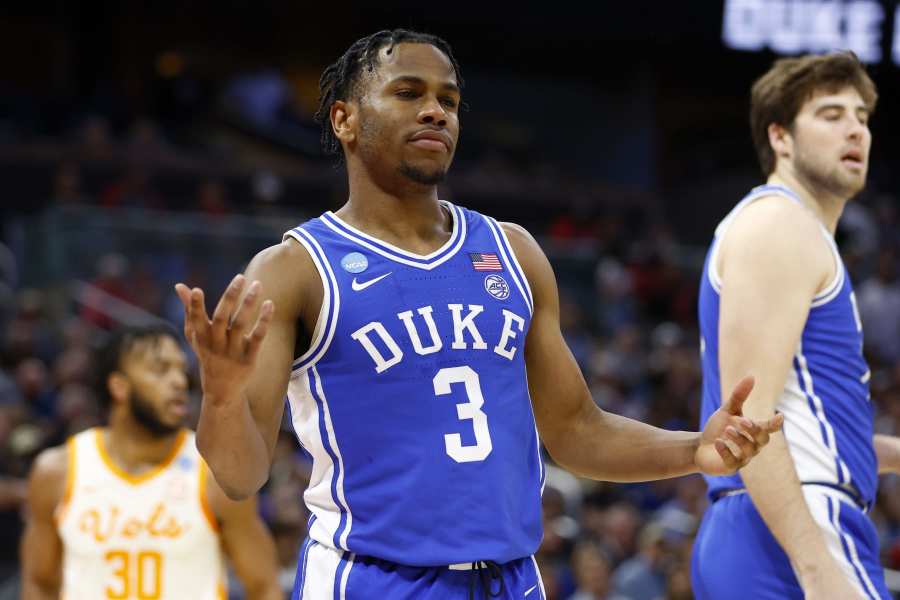 Reacting to Jeremy Roach's decision to return to Duke for 2023-24